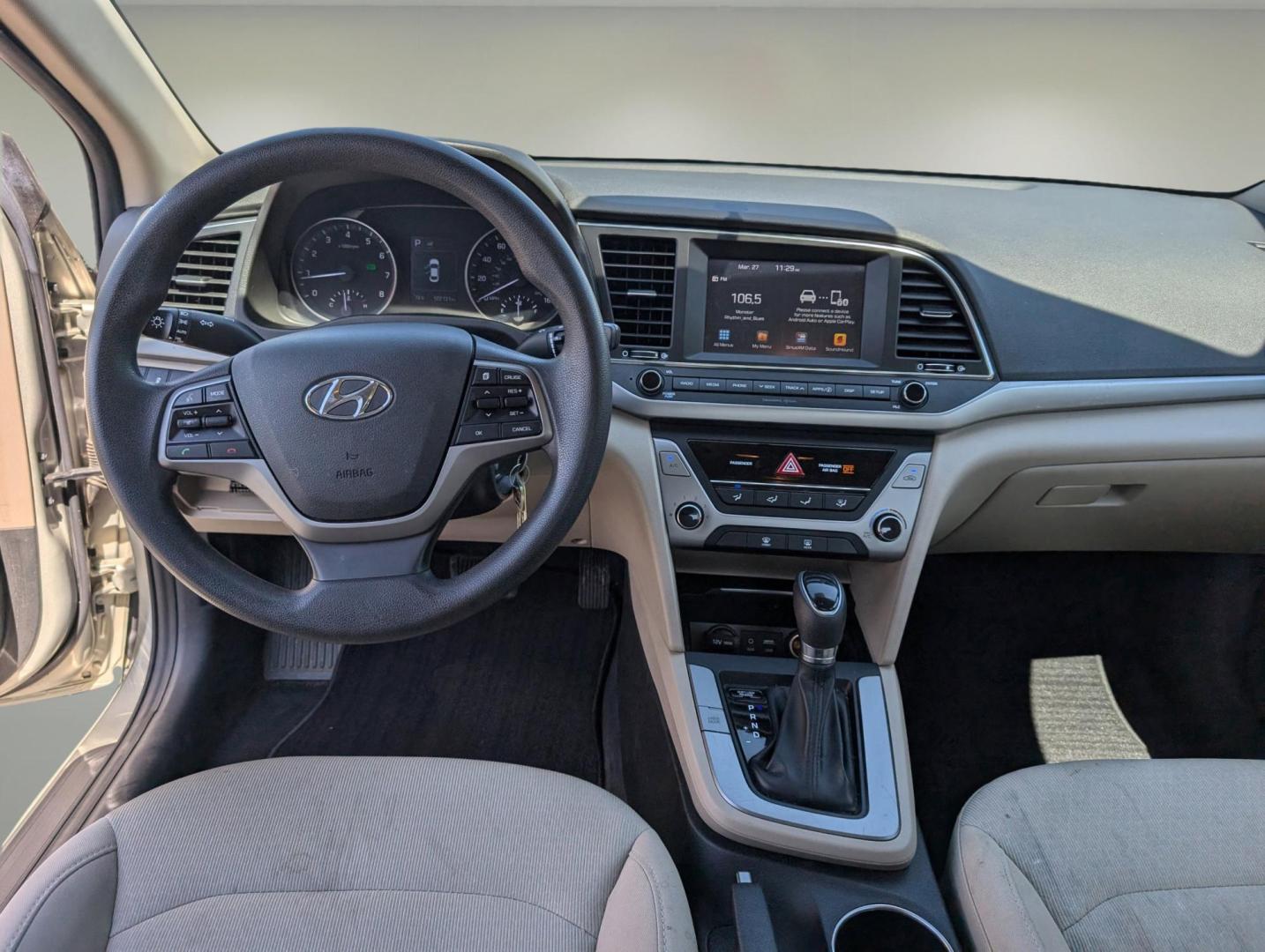 2018 /Beige Hyundai Elantra SEL (5NPD84LF9JH) with an Regular Unleaded I-4 2.0 L/122 engine, 6-Speed Automatic w/OD transmission, located at 7000 Northlake Connector, Columbus, GA, 31904, (706) 987-8085, 32.524975, -84.978134 - 2018 Hyundai Elantra SEL - Photo#11