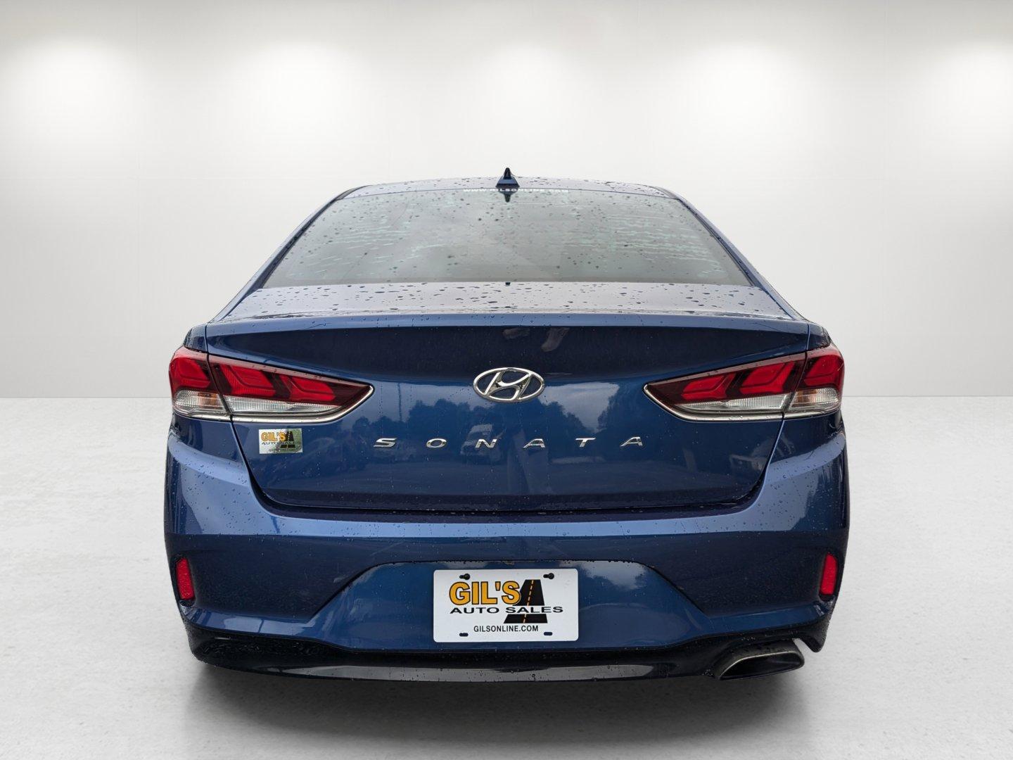 2018 /Gray Hyundai Sonata SEL (5NPE34AF7JH) with an Regular Unleaded I-4 2.4 L/144 engine, 6-Speed Automatic w/OD transmission, located at 5115 14th Ave., Columbus, GA, 31904, (706) 323-0345, 32.511494, -84.971046 - 2018 Hyundai Sonata SEL - Photo#5