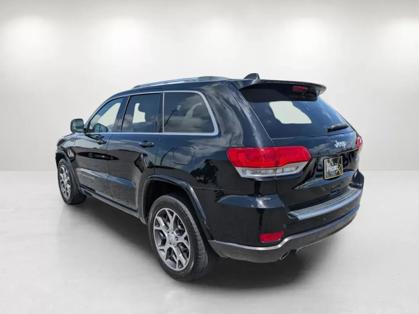 2018 /Light Grey/Black Jeep Grand Cherokee Sterling Edition (1C4RJEBG7JC) with an Regular Unleaded V-6 3.6 L/220 engine, 8-Speed Automatic w/OD transmission, located at 3959 U.S. 80 W, Phenix City, AL, 36870, (334) 297-4885, 32.469296, -85.135185 - 2018 Jeep Grand Cherokee Sterling Edition - Photo#7