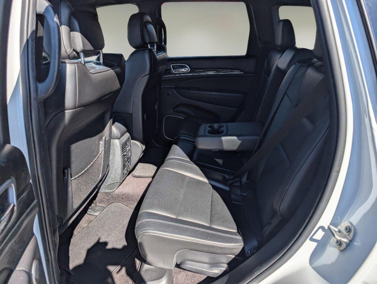 2018 /Black Jeep Grand Cherokee Overland (1C4RJFCG2JC) with an Regular Unleaded V-6 3.6 L/220 engine, 8-Speed Automatic w/OD transmission, located at 804 22nd Ave, Phenix City, AL, 36870, (334) 297-1860, 32.484749, -85.024475 - 2018 Jeep Grand Cherokee Overland - Photo#10