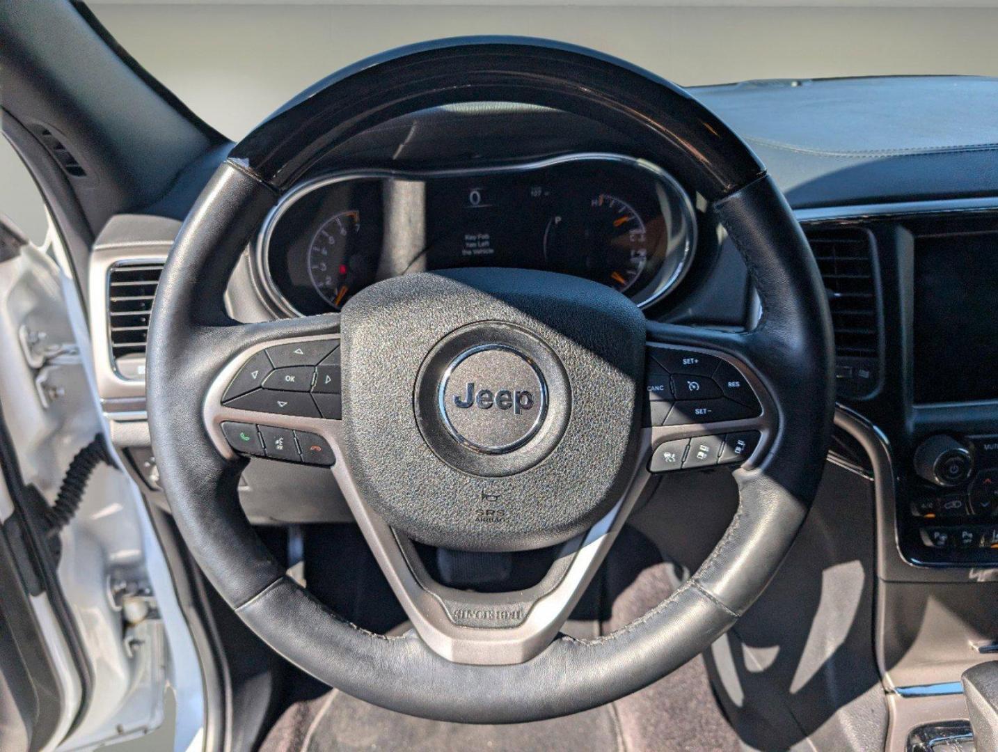 2018 /Black Jeep Grand Cherokee Overland (1C4RJFCG2JC) with an Regular Unleaded V-6 3.6 L/220 engine, 8-Speed Automatic w/OD transmission, located at 804 22nd Ave, Phenix City, AL, 36870, (334) 297-1860, 32.484749, -85.024475 - 2018 Jeep Grand Cherokee Overland - Photo#15