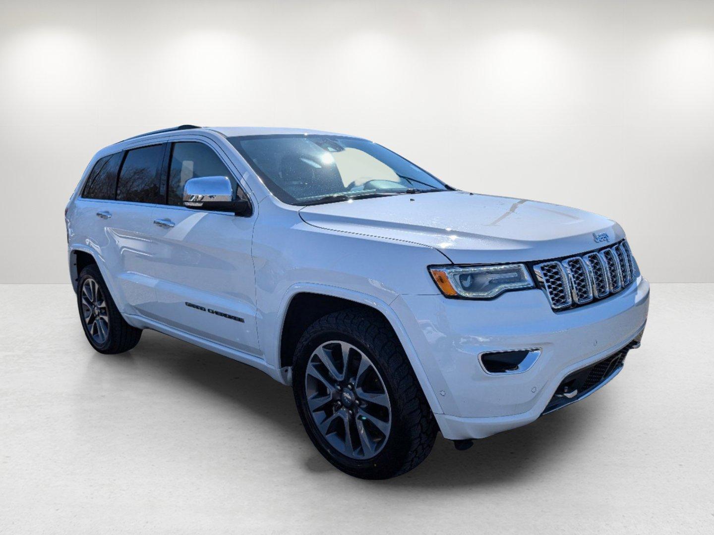 2018 /Black Jeep Grand Cherokee Overland (1C4RJFCG2JC) with an Regular Unleaded V-6 3.6 L/220 engine, 8-Speed Automatic w/OD transmission, located at 804 22nd Ave, Phenix City, AL, 36870, (334) 297-1860, 32.484749, -85.024475 - 2018 Jeep Grand Cherokee Overland - Photo#2
