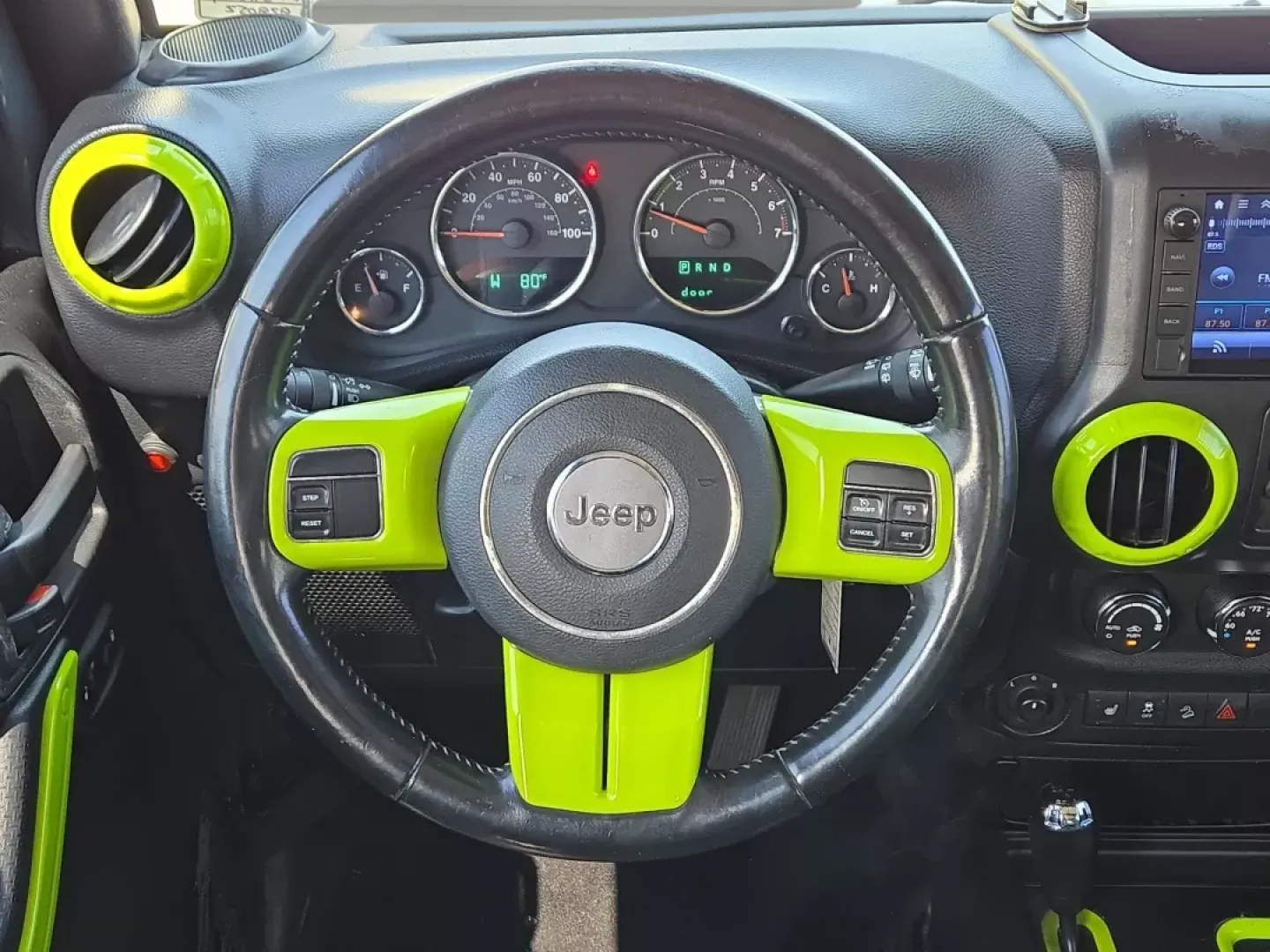 2018 /Black Jeep Wrangler Altitude (1C4BJWEG6JL) with an Other engine, located at 521 Old Farm Lane Rd, Prattville, AL, 36066, (334) 325-1505, 32.482460, -86.416367 - **Adventure Awaits: Drive Home This 2018 Jeep Wrangler Altitude!**<br /> <br /> Are you ready to embark on your next big adventure? Whether you're planning weekend getaways, tackling off-road trails, or simply cruising the streets of Prattville, AL, this 2018 Jeep Wrangler Altitude is the perfect co - Photo#16