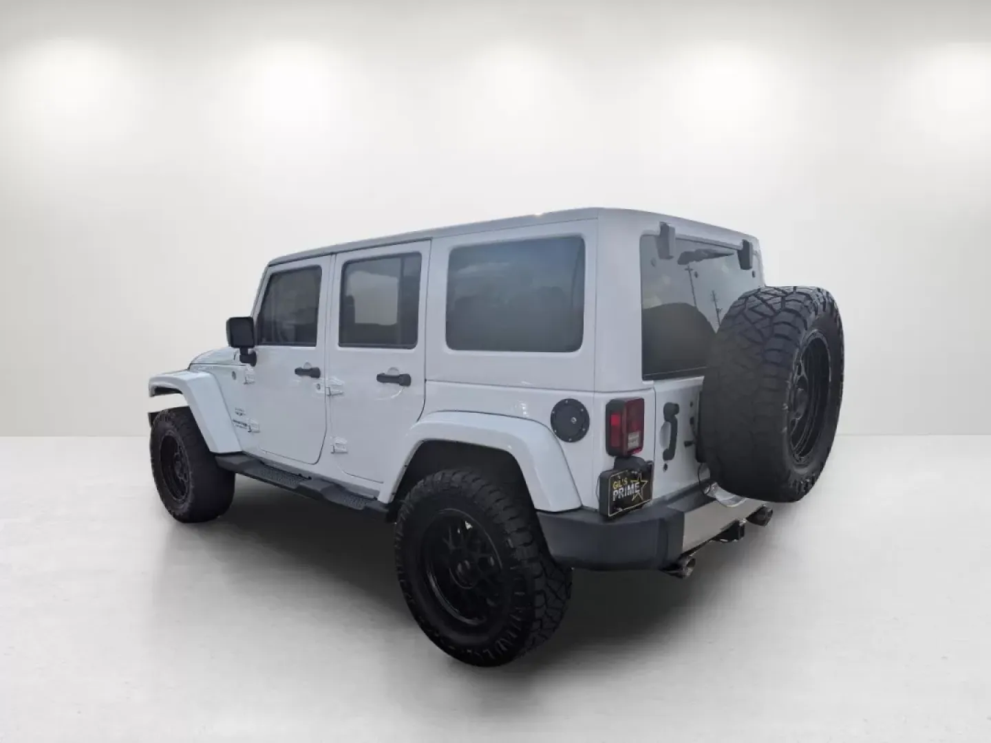 2018 /Black Jeep Wrangler Sahara (1C4BJWEG4JL) with an Other engine, located at 7000 Northlake Connector, Columbus, GA, 31904, (706) 987-8085, 32.524975, -84.978134 - **Adventure Awaits: 2018 Jeep Wrangler Sahara at Gils Auto**<br /> <br /> Are you ready to embark on your next adventure? Whether you're planning a weekend getaway to the stunning landscapes of Lake Martin or navigating through the vibrant streets of Phenix City, this 2018 Jeep Wrangler Sahara is yo - Photo#6