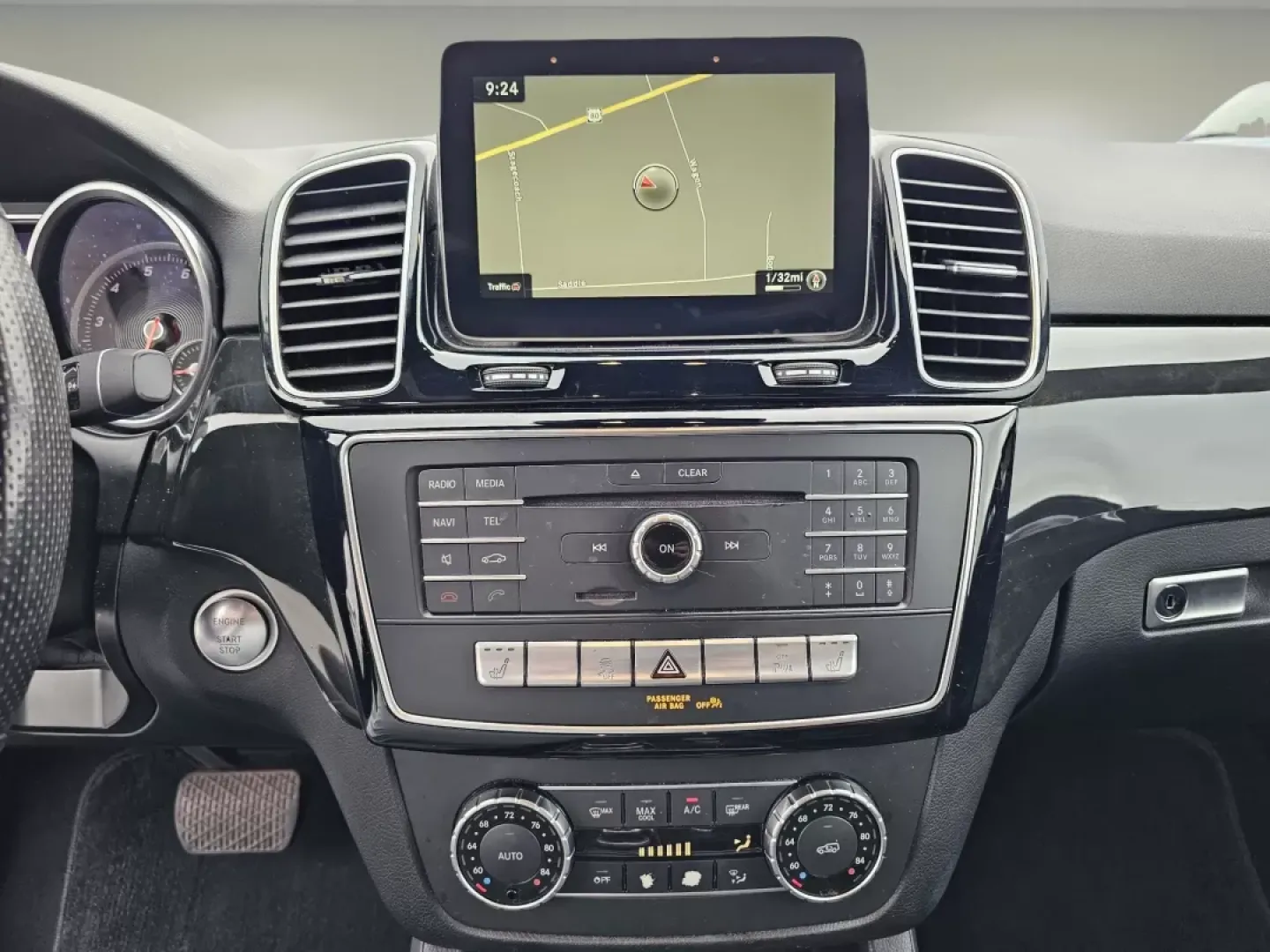 2018 /Black Mercedes-Benz GLE GLE 350 (4JGDA5JB6JB) with an Other engine, located at 3959 U.S. 80 W, Phenix City, AL, 36870, (334) 297-4885, 32.469296, -85.135185 - **Experience the Luxury of Driving with the 2018 Mercedes-Benz GLE 350: Perfect for Adventurers and Families Alike!**<br /> <br /> Ready to elevate your driving experience? The 2018 Mercedes-Benz GLE 350, available at Gils Auto in Phenix City, AL, is the quintessential SUV for those who seek a blend - Photo#12