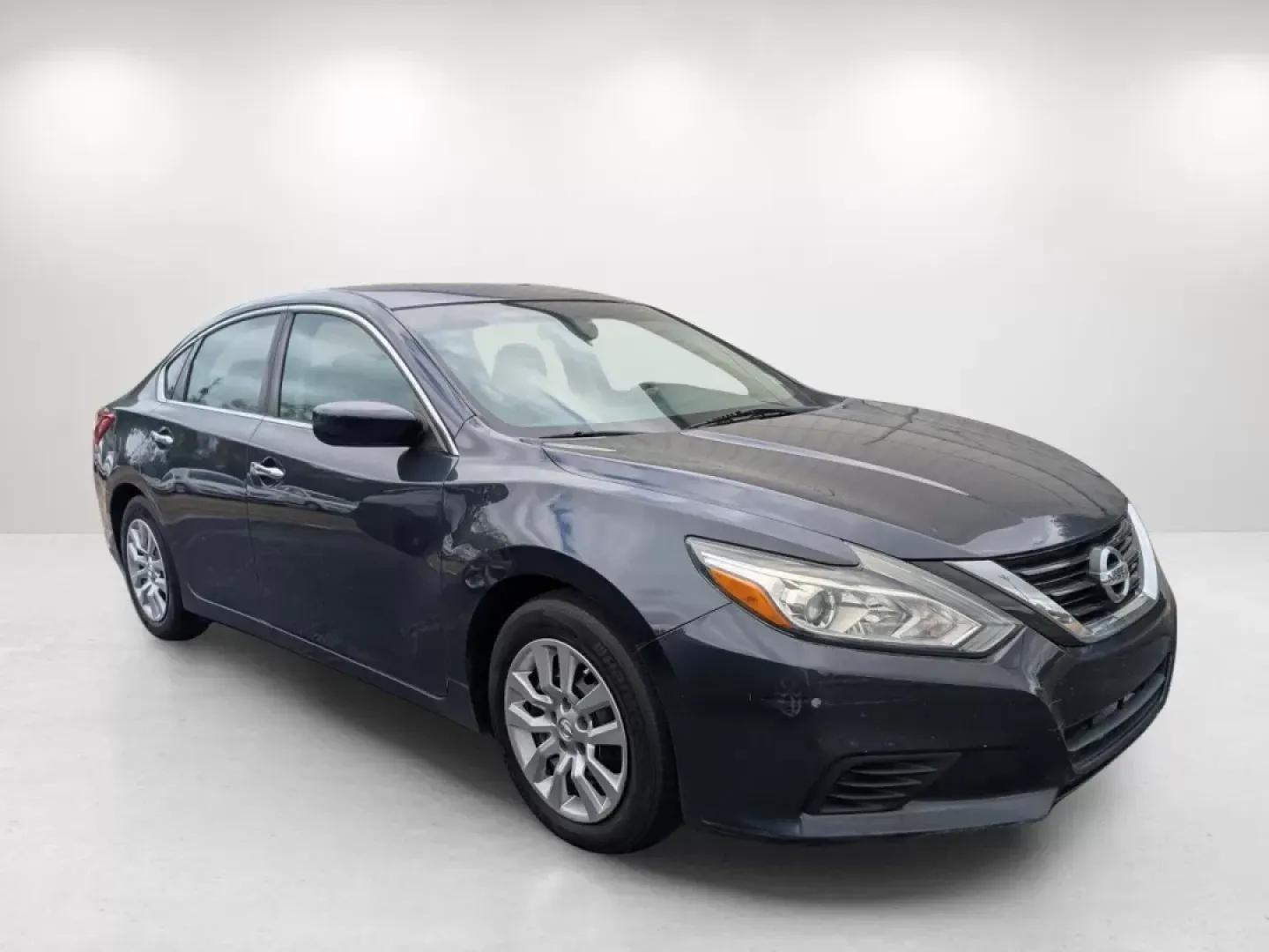 2018 /Charcoal Nissan Altima 2.5 S (1N4AL3AP0JC) with an Other engine, located at 3959 U.S. 80 W, Phenix City, AL, 36870, (334) 297-4885, 32.469296, -85.135185 - **Discover Your Next Adventure with the 2018 Nissan Altima 2.5 S at Gils Auto - Columbus!**<br /> <br /> Are you ready to elevate your daily commute or family outings? The 2018 Nissan Altima 2.5 S is the perfect blend of style, comfort, and functionality, designed for those who seek reliable transpo - Photo#2