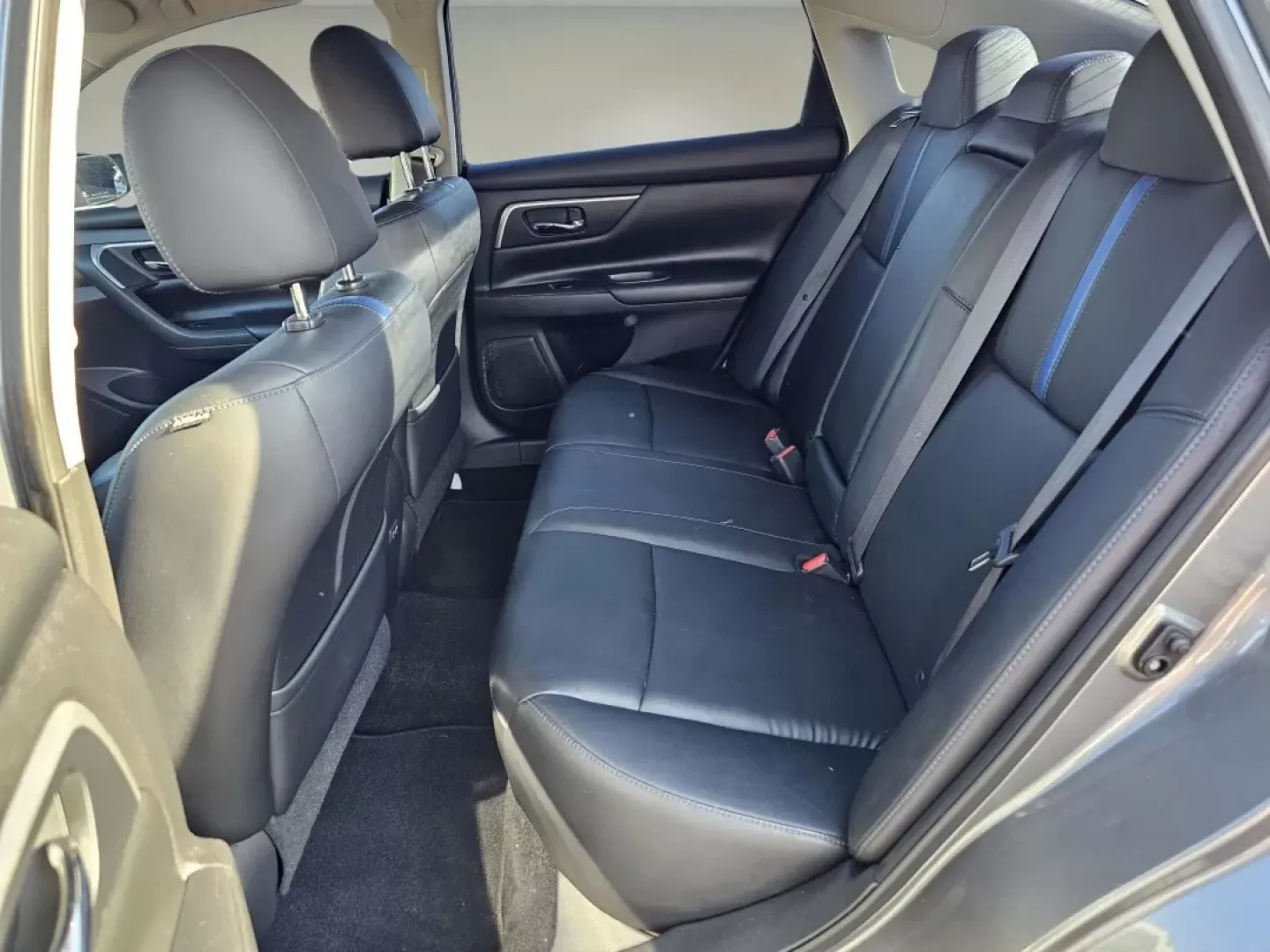 2018 /Sport Interior Nissan Altima 2.5 SR (1N4AL3AP5JC) with an Other engine, located at 3959 U.S. 80 W, Phenix City, AL, 36870, (334) 297-4885, 32.469296, -85.135185 - **Elevate Your Daily Commute with the 2018 Nissan Altima 2.5 SR Perfect for Phenix City Adventures!**<br /> <br /> Are you looking for a reliable sedan that effortlessly balances style, comfort, and performance? Look no further than this stunning 2018 Nissan Altima 2.5 SR at Gils Auto, your trusted - Photo#15