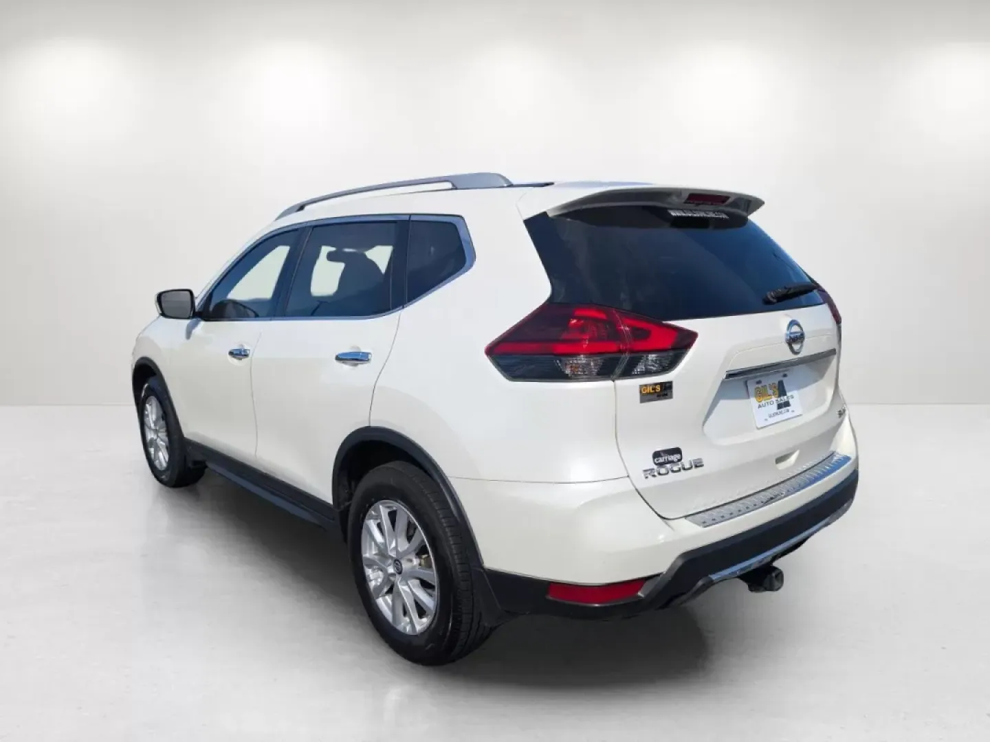 2018 /Almond Nissan Rogue SV (KNMAT2MV8JP) with an Other engine, located at 804 22nd Ave, Phenix City, AL, 36870, (334) 297-1860, 32.484749, -85.024475 - **Elevate Your Family Adventures with the 2018 Nissan Rogue SV at Gils Auto!**<br /> <br /> Are you searching for the perfect vehicle to accommodate your family's adventures or daily commutes? Look no further than the 2018 Nissan Rogue SV, available now at Gils Auto in Phenix City, AL. This versatil - Photo#6