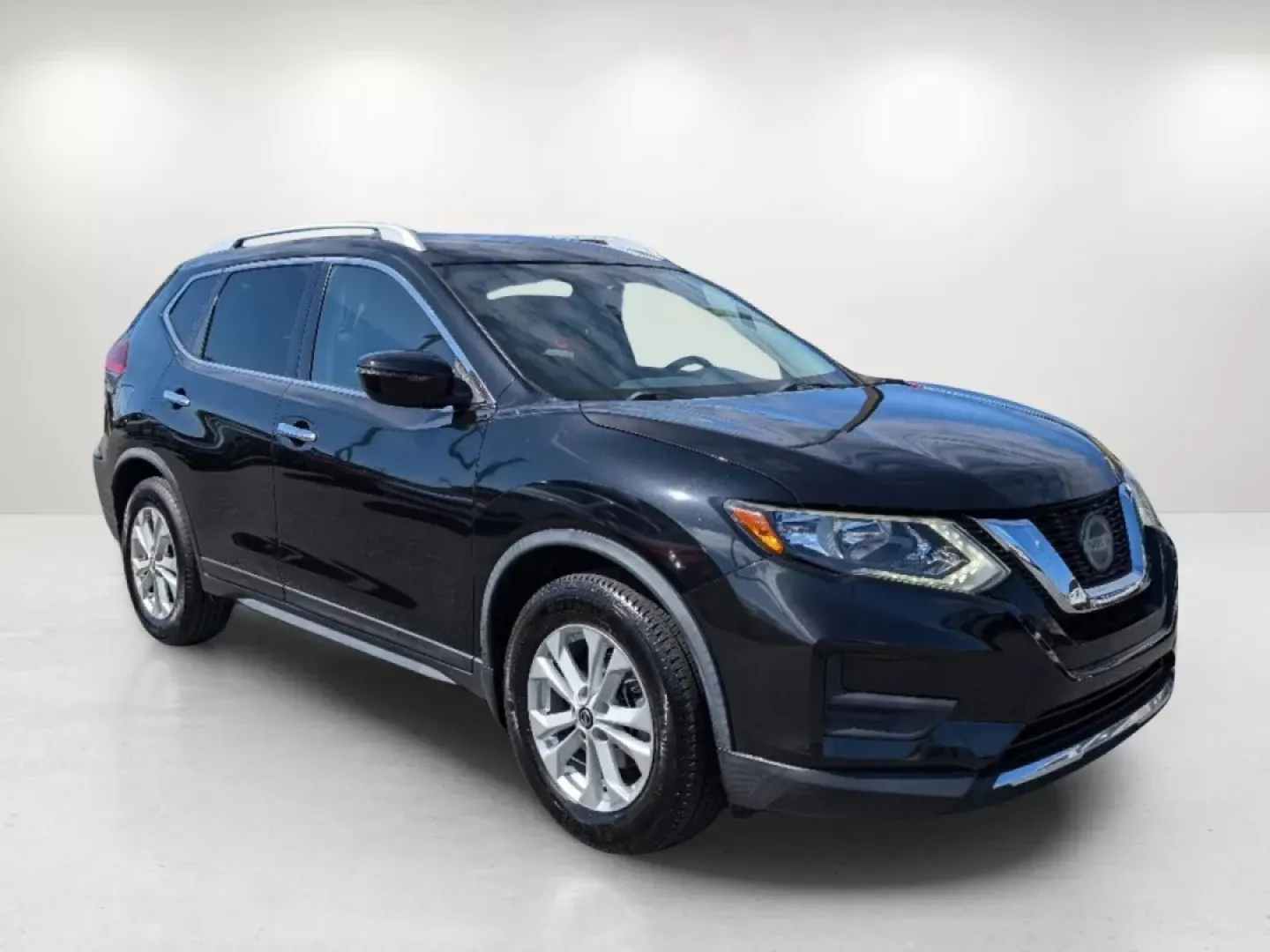 2018 /Charcoal Nissan Rogue S (JN8AT2MT8JW) with an Other engine, located at 1430 Gateway Drive, Opelika, AL, 36801, (334) 239-0944, 32.637871, -85.409790 - **Adventure Awaits with the 2018 Nissan Rogue at Gils Auto Your Buy Here Pay Here Dealership in Phenix City, AL!**<br /> <br /> Are you ready for your next adventure? Whether it's a daily commute, a family road trip, or weekend getaways to nearby attractions like Lake Harding and the Chattahoochee - Photo#2