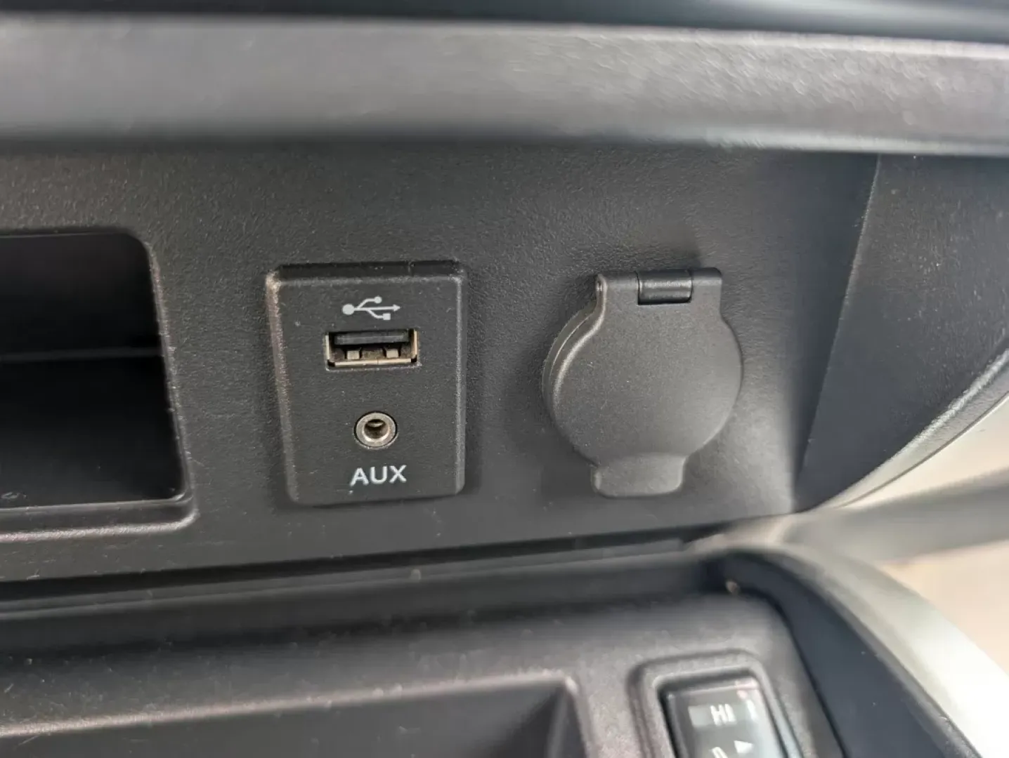 2018 /Black Nissan Titan SV (1N6AA1E63JN) with an Other engine, located at 1430 Gateway Drive, Opelika, AL, 36801, (334) 239-0944, 32.637871, -85.409790 - **Unleash Your Weekend Adventures in the 2018 Nissan Titan SV at Gils Auto - Phenix City!** <br /> <br /> Are you ready to elevate your weekend getaways or tackle daily commutes with confidence? The 2018 Nissan Titan SV, now available at Gils Auto in Phenix City, AL, is the perfect companion for th - Photo#12