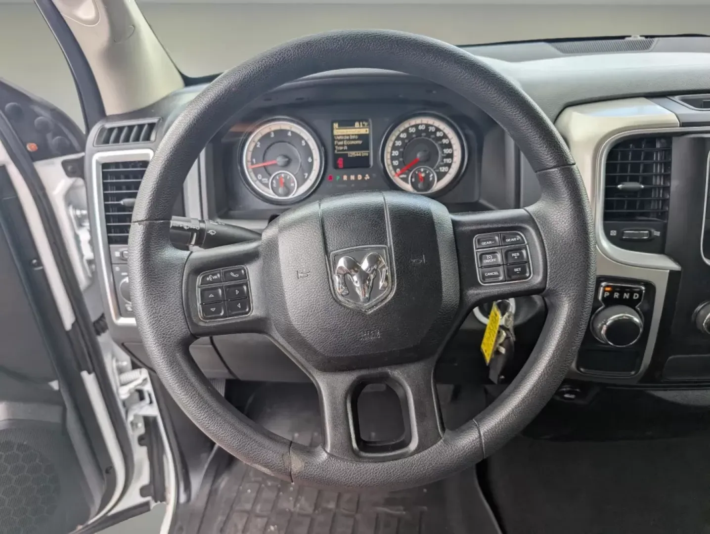 2018 /Diesel Gray/Black Ram 1500 SLT (1C6RR6GG1JS) with an Other engine, located at 5115 14th Ave., Columbus, GA, 31904, (706) 323-0345, 32.511494, -84.971046 - Experience the perfect blend of practicality and capability with this 2018 Ram 1500 SLT, designed for those who crave adventure and dependability. Whether you're a busy professional needing a reliable daily driver, a growing family looking for extra space, or someone who loves weekend getaways, this - Photo#17