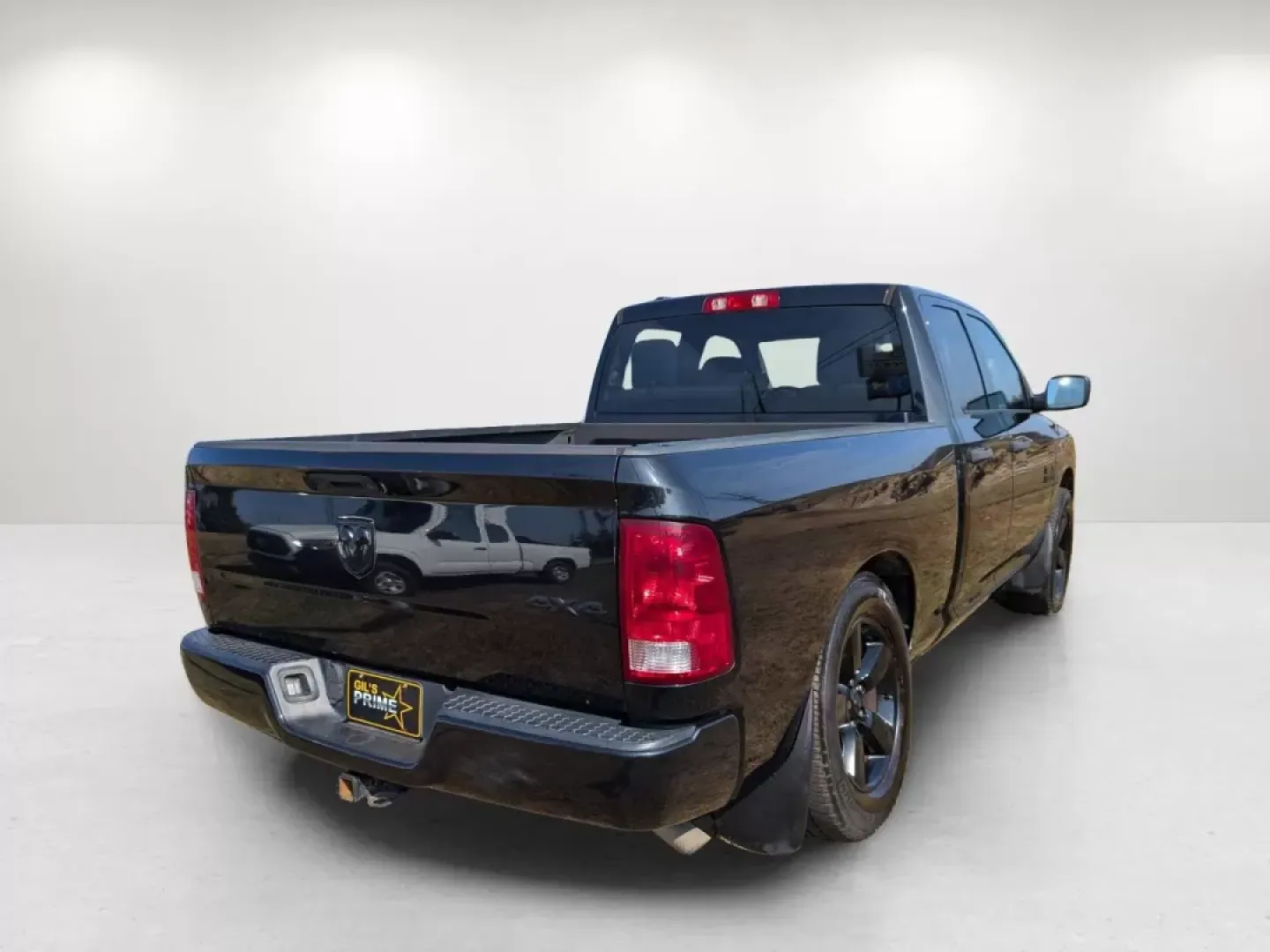 2018 /Diesel Gray/Black Ram 1500 Express (1C6RR7FG5JS) with an Other engine, located at 5115 14th Ave., Columbus, GA, 31904, (706) 323-0345, 32.511494, -84.971046 - **Unleash Your Adventurous Spirit with the 2018 Ram 1500 Express at Gils Auto!**<br /> <br /> Are you ready to tackle your next adventure or simply enhance your daily commute? The 2018 Ram 1500 Express Crew Cab Pickup is here to meet all your needs, whether you're a busy professional navigating Phen - Photo#4