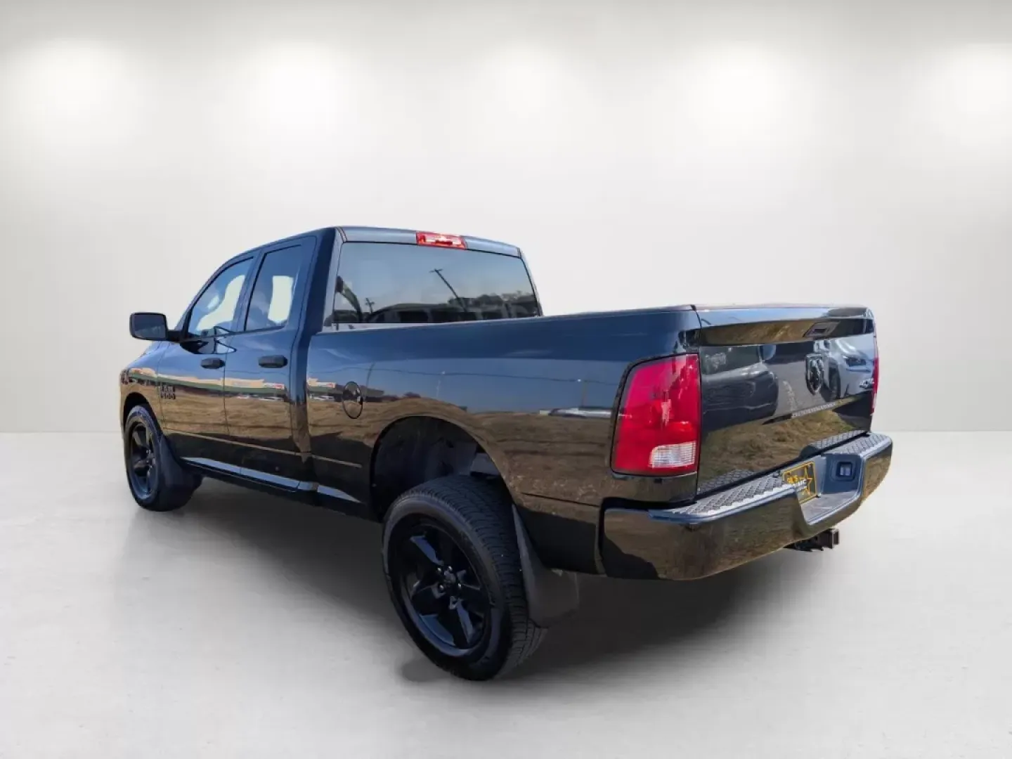 2018 /Diesel Gray/Black Ram 1500 Express (1C6RR7FG5JS) with an Other engine, located at 5115 14th Ave., Columbus, GA, 31904, (706) 323-0345, 32.511494, -84.971046 - **Unleash Your Adventurous Spirit with the 2018 Ram 1500 Express at Gils Auto!**<br /> <br /> Are you ready to tackle your next adventure or simply enhance your daily commute? The 2018 Ram 1500 Express Crew Cab Pickup is here to meet all your needs, whether you're a busy professional navigating Phen - Photo#6