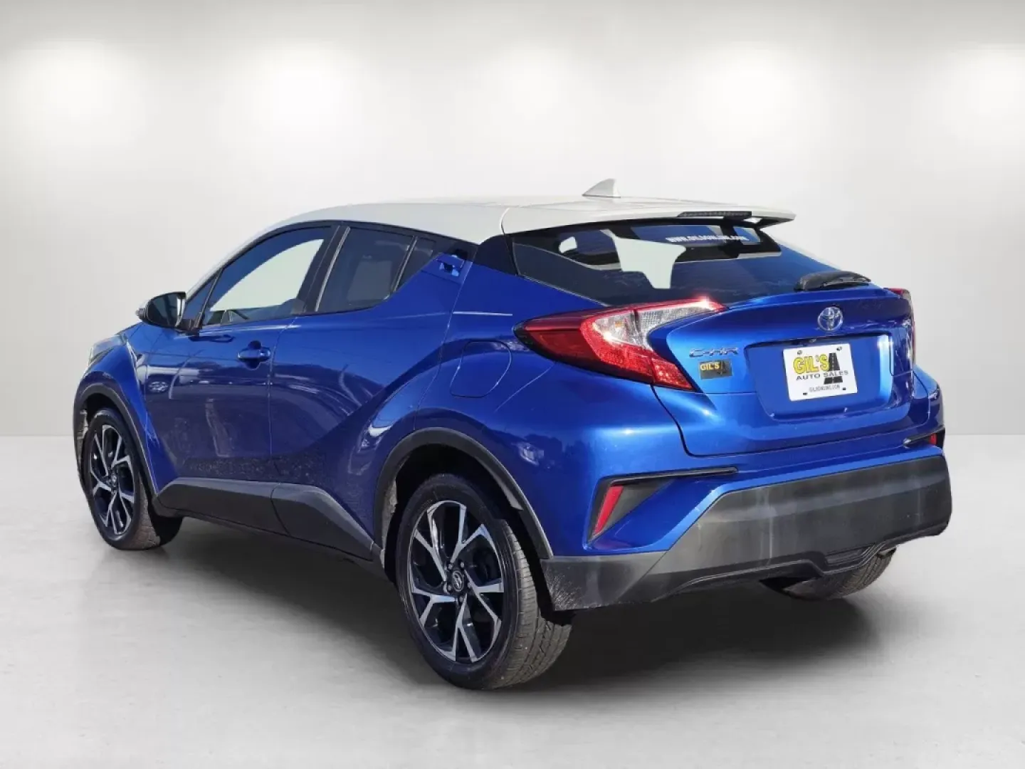 2018 Toyota C-HR XLE (NMTKHMBX3JR) with an Other engine, located at 3959 U.S. 80 W, Phenix City, AL, 36870, (334) 297-4885, 32.469296, -85.135185 - Are you searching for the perfect vehicle that combines style, comfort, and functionality for your everyday adventures? Look no further than this stunning 2018 Toyota C-HR, available now at Gils Auto in Phenix City, AL. This sporty SUV is ideal for budget-conscious buyers who still want a reliable a - Photo#6
