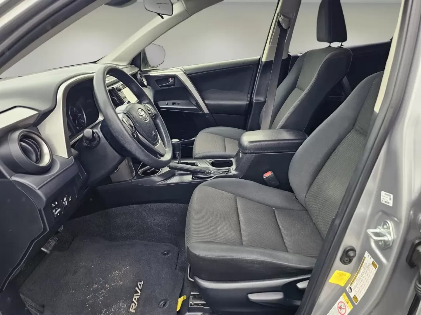 2018 Toyota RAV4 LE (JTMZFREV4JJ) with an Other engine, located at 7000 Northlake Connector, Columbus, GA, 31904, (706) 987-8085, 32.524975, -84.978134 - Adventure awaits with the 2018 Toyota RAV4 LE, a versatile SUV that's perfect for your active lifestyle. Whether you're planning weekend getaways, daily commutes, or family road trips, this vehicle is engineered to meet your needs and exceed your expectations. At Gils Auto in Phenix City, AL, we pro - Photo#9