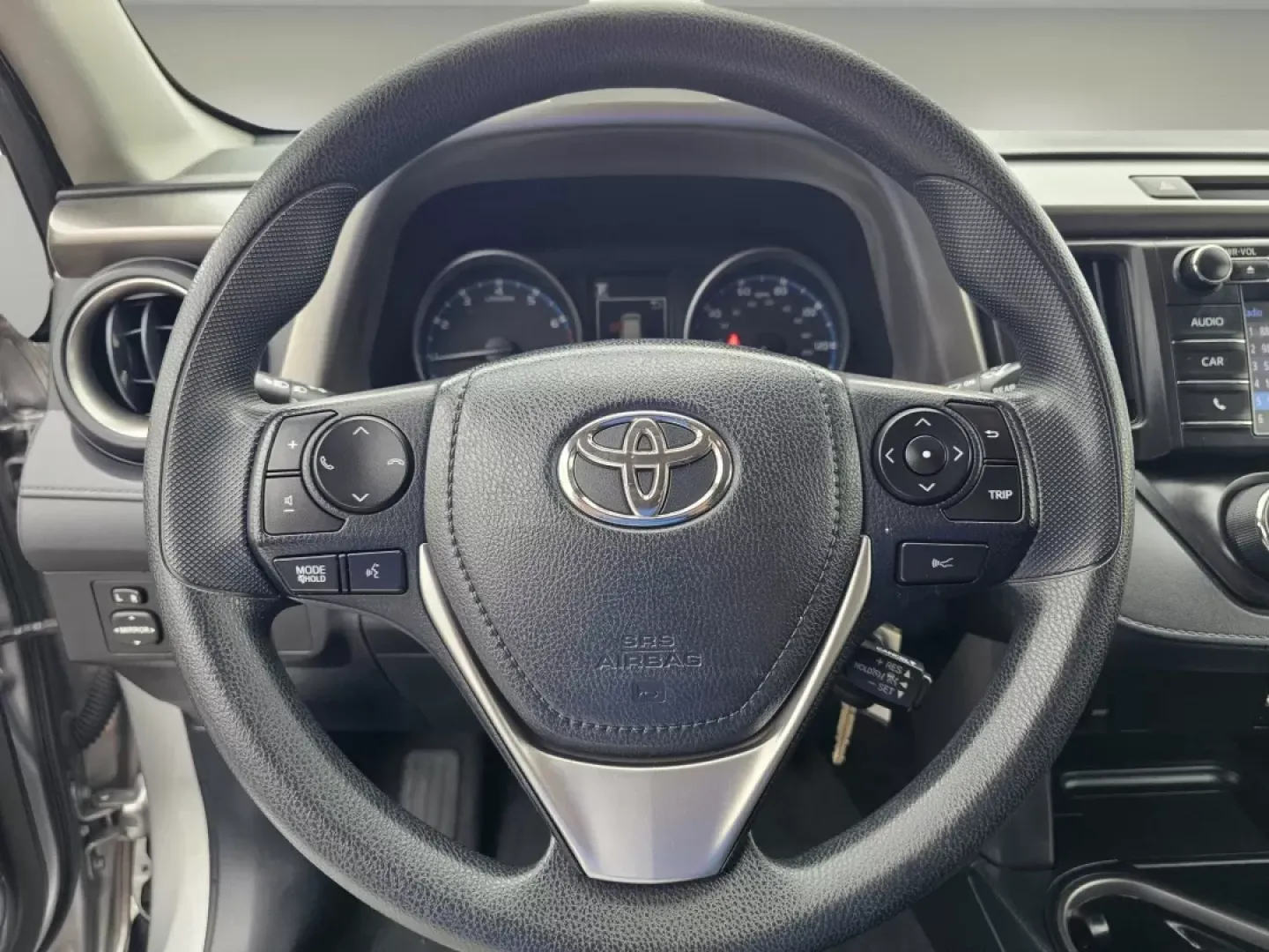 2018 Toyota RAV4 LE (JTMZFREV4JJ) with an Other engine, located at 7000 Northlake Connector, Columbus, GA, 31904, (706) 987-8085, 32.524975, -84.978134 - Adventure awaits with the 2018 Toyota RAV4 LE, a versatile SUV that's perfect for your active lifestyle. Whether you're planning weekend getaways, daily commutes, or family road trips, this vehicle is engineered to meet your needs and exceed your expectations. At Gils Auto in Phenix City, AL, we pro - Photo#10
