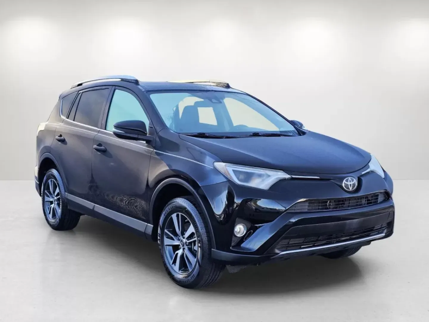 2018 Toyota RAV4 XLE (2T3RFREV3JW) with an Other engine, located at 804 22nd Ave, Phenix City, AL, 36870, (334) 297-1860, 32.484749, -85.024475 - 2018 Toyota RAV4 XLE - Photo#2