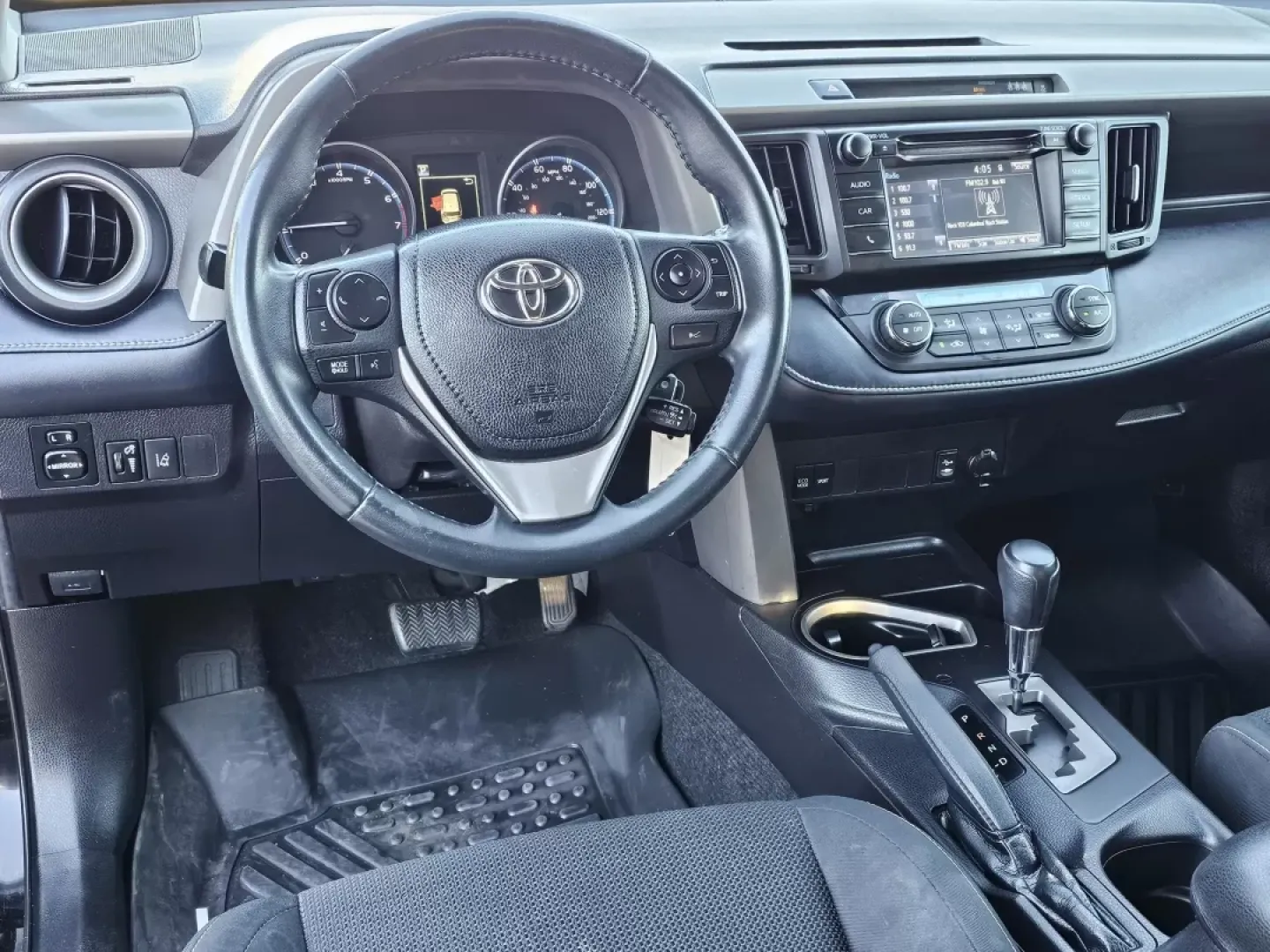 2018 Toyota RAV4 XLE (2T3RFREV3JW) with an Other engine, located at 804 22nd Ave, Phenix City, AL, 36870, (334) 297-1860, 32.484749, -85.024475 - 2018 Toyota RAV4 XLE - Photo#15