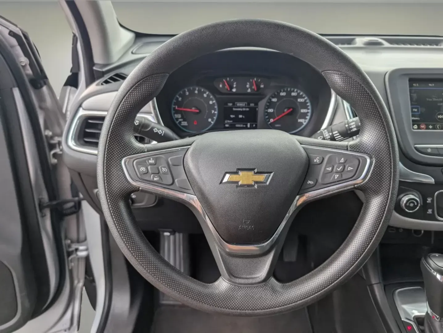 2019 /Medium Ash Gray Chevrolet Equinox LS (2GNAXHEV2K6) with an Other engine, located at 7000 Northlake Connector, Columbus, GA, 31904, (706) 987-8085, 32.524975, -84.978134 - **Experience Adventure with the 2019 Chevrolet Equinox LS at Gils Auto - Phenix City #2!**<br /> <br /> Are you in search of a reliable and stylish SUV that can elevate your daily commute, family outings, or weekend adventures? Look no further than this 2019 Chevrolet Equinox LS, available now at Gi - Photo#15