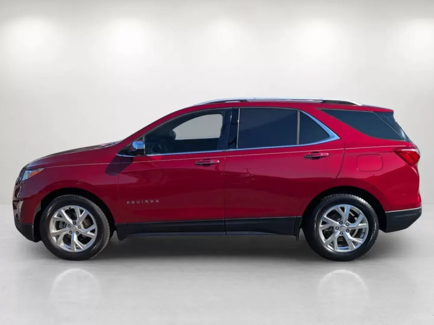 2019 /Jet Black Chevrolet Equinox Premier (2GNAXNEV7K6) with an Other engine, located at 3959 U.S. 80 W, Phenix City, AL, 36870, (334) 297-4885, 32.469296, -85.135185 - **Adventure Awaits with the 2019 Chevrolet Equinox Premier at Gils Auto** <br /> <br /> Looking for a versatile SUV that fits your active lifestyle? The 2019 Chevrolet Equinox Premier is the perfect companion for family road trips, daily commutes, or weekend adventures. With its spacious interior, - Photo#7