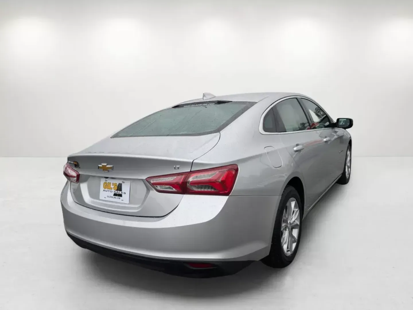 2019 /Dark Atmosphere/ Medium Ash Gray Chevrolet Malibu LT (1G1ZD5ST1KF) with an Turbocharged Gas I4 1.5L/91 engine, 1-Speed Automatic transmission, located at 804 22nd Ave, Phenix City, AL, 36870, (334) 297-1860, 32.484749, -85.024475 - 2019 Chevrolet Malibu LT - Photo#4