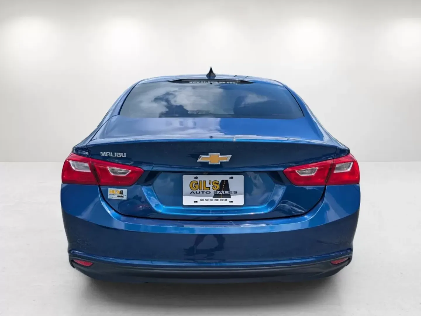 2019 /Jet Black Chevrolet Malibu LS (1G1ZB5ST1KF) with an Other engine, located at 521 Old Farm Lane Rd, Prattville, AL, 36066, (334) 325-1505, 32.482460, -86.416367 - **Experience the Open Road in Style with the 2019 Chevrolet Malibu at Gils Auto!**<br /> <br /> If you're searching for the perfect vehicle to enhance your daily commute or embark on unforgettable weekend adventures, look no further than this stunning 2019 Chevrolet Malibu LS. With its sleek design - Photo#5