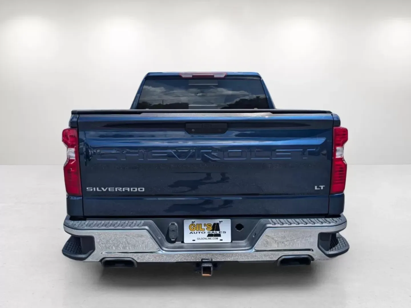 2019 /Jet Black Chevrolet Silverado 1500 LT (3GCUYDED8KG) with an Other engine, located at 3959 U.S. 80 W, Phenix City, AL, 36870, (334) 297-4885, 32.469296, -85.135185 - Discover the thrill of adventure with this 2019 Chevrolet Silverado 1500 LT, a pickup truck designed for those who crave both ruggedness and comfort, perfect for weekend getaways or daily commuting in Phenix City, AL. Whether you're a growing family needing extra space or a weekend warrior ready for - Photo#5