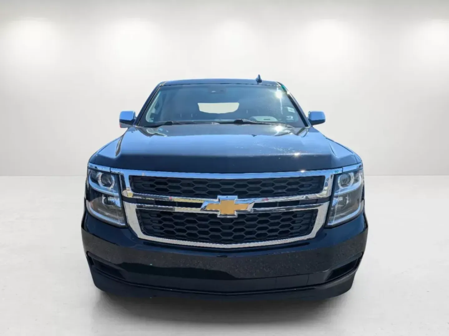 2019 /Cocoa/Dune Chevrolet Suburban LT (1GNSCHKC9KR) with an Gas/Ethanol V8 5.3L/ engine, 6-Speed Automatic transmission, located at 5115 14th Ave., Columbus, GA, 31904, (706) 323-0345, 32.511494, -84.971046 - 2019 Chevrolet Suburban LT - Photo#1