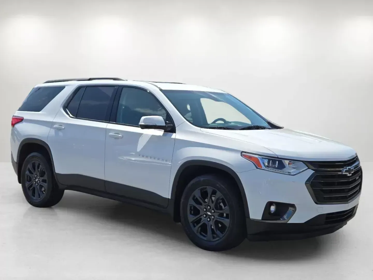 2019 /Jet Black Chevrolet Traverse RS (1GNEVJKW2KJ) with an Other engine, located at 804 22nd Ave, Phenix City, AL, 36870, (334) 297-1860, 32.484749, -85.024475 - **Adventure Awaits: 2019 Chevrolet Traverse RS in Phenix City, AL Perfect for Family Road Trips and Daily Commutes!**<br /> <br /> Are you ready to elevate your driving experience? The 2019 Chevrolet Traverse RS is designed for families and adventurers alike. Imagine cruising through the beautiful - Photo#2