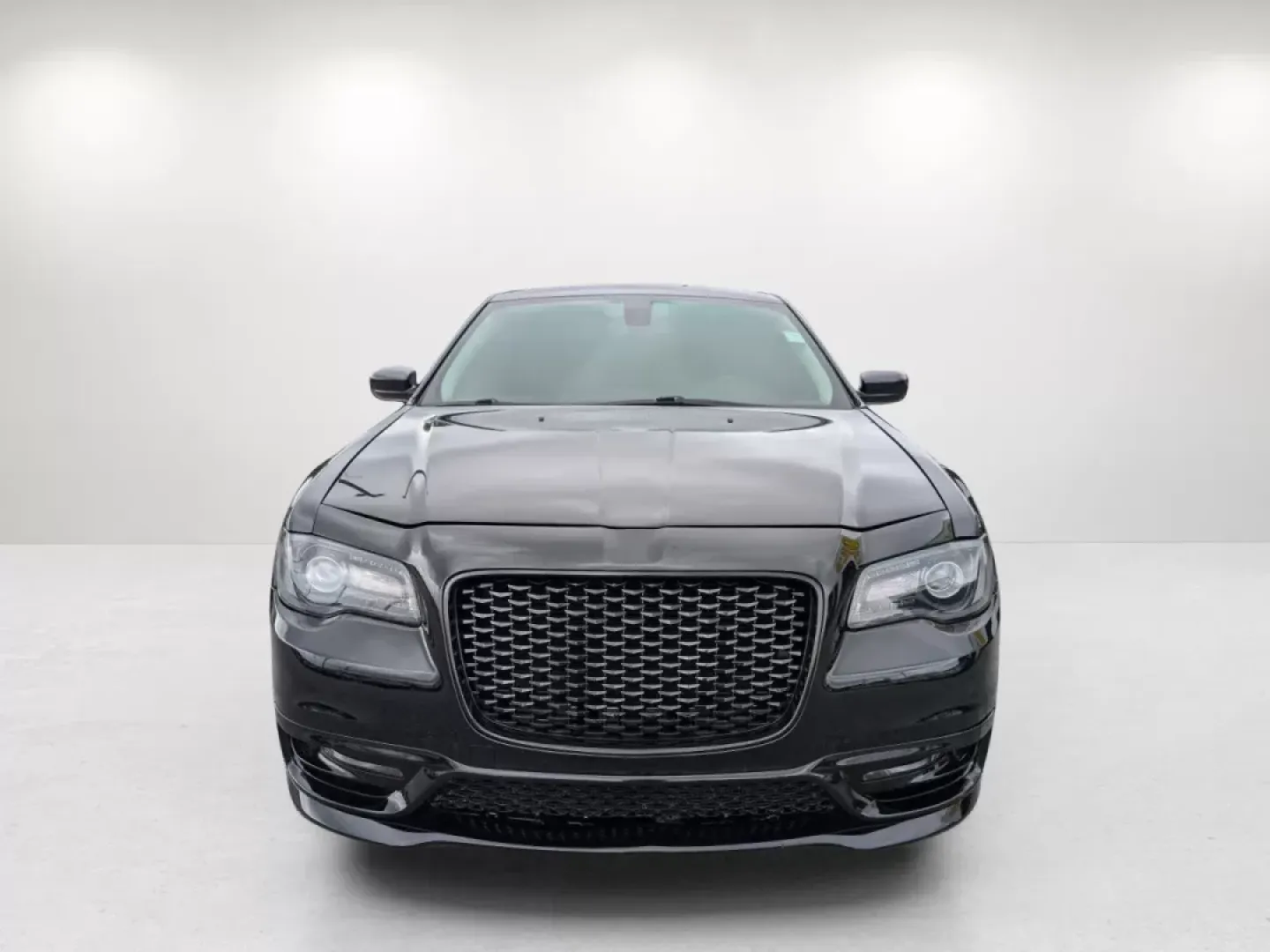 2019 /Black Chrysler 300 Touring (2C3CCAAG8KH) with an Other engine, located at 7000 Northlake Connector, Columbus, GA, 31904, (706) 987-8085, 32.524975, -84.978134 - **Unleash Your Driving Experience with the 2019 Chrysler 300 Touring at Gils Auto Your Trusted Buy Here Pay Here Dealership in Phenix City, AL!**<br /> <br /> Are you looking for a vehicle that combines comfort, style, and performance? The 2019 Chrysler 300 Touring is the perfect companion for thos - Photo#1