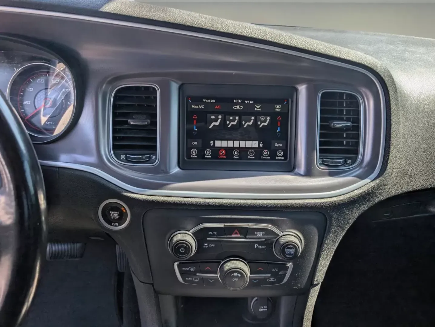 2019 /Black Dodge Charger SXT (2C3CDXBG9KH) with an Other engine, located at 1430 Gateway Drive, Opelika, AL, 36801, (334) 239-0944, 32.637871, -85.409790 - **Unleash Your Weekend Adventures with the 2019 Dodge Charger SXT!**<br /> <br /> Are you ready to elevate your driving experience? At Gils Auto in Phenix City, AL, we proudly present the 2019 Dodge Charger SXT, perfect for those who crave excitement and style. Whether you're commuting to work, runn - Photo#14