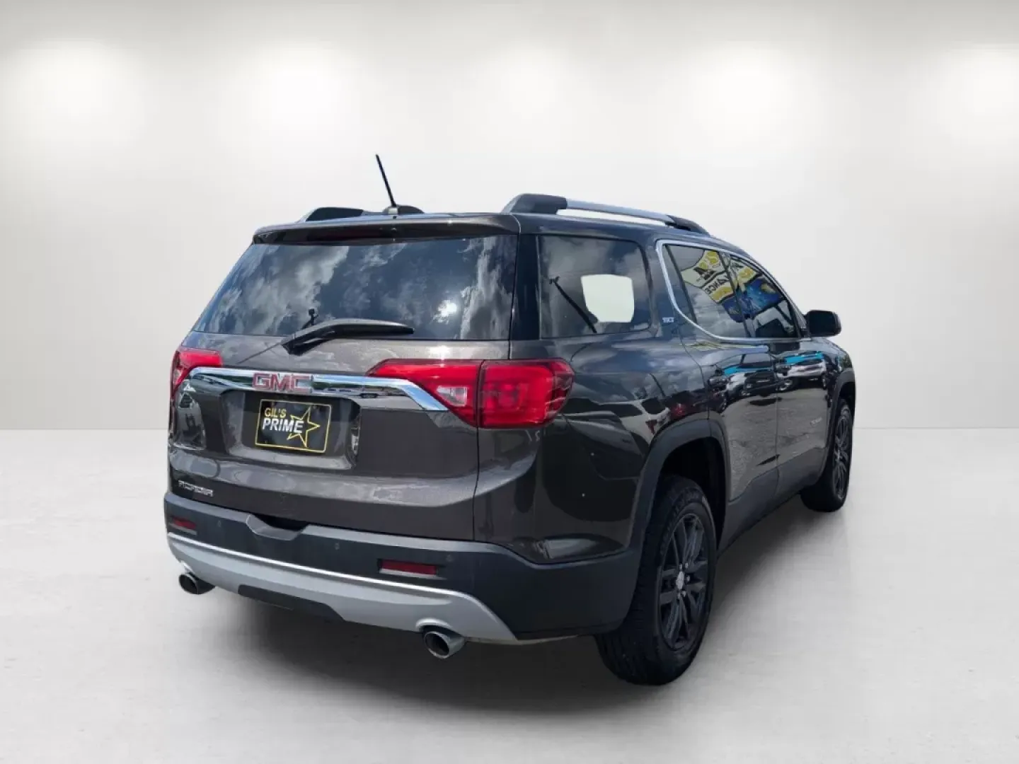 2019 /Cocoa/ Light Ash Gray GMC Acadia SLT (1GKKNMLS2KZ) with an Other engine, located at 804 22nd Ave, Phenix City, AL, 36870, (334) 297-1860, 32.484749, -85.024475 - Experience the perfect blend of style, space, and performance with the 2019 GMC Acadia SLT, now available at Gils Auto in Phenix City, AL. This Sport Utility Vehicle (SUV) isn't just a vehicle; it's a lifestyle upgrade, making it ideal for growing families, weekend adventurers, or anyone seeking a r - Photo#4