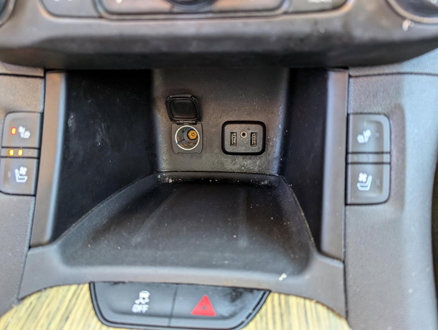 2019 /Jet Black GMC Acadia Denali (1GKKNPLS8KZ) with an Gas V6 3.6L/222 engine, 6-Speed Automatic transmission, located at 521 Old Farm Lane Rd, Prattville, AL, 36066, (334) 325-1505, 32.482460, -86.416367 - 2019 GMC Acadia Denali - Photo#14