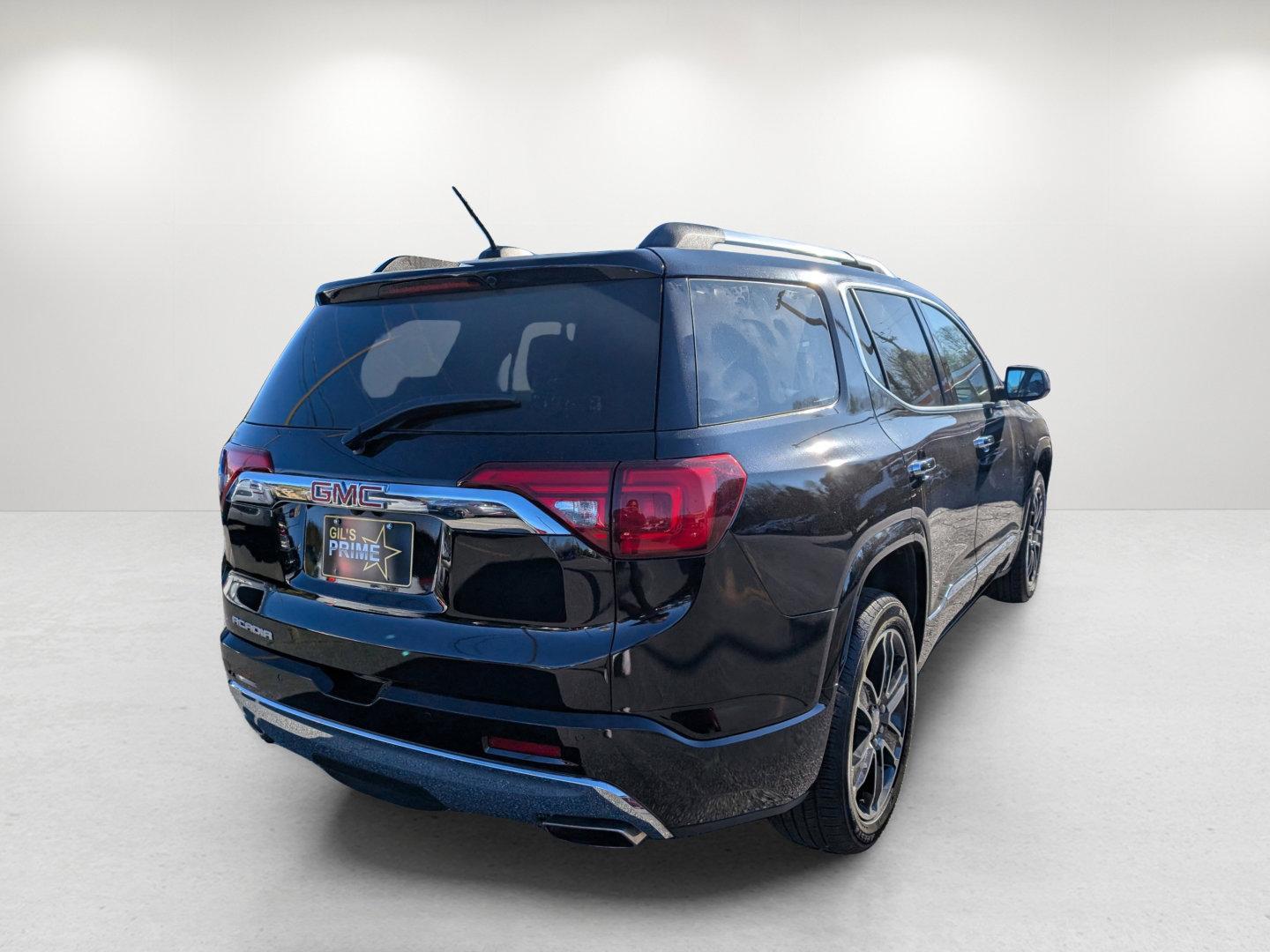 2019 /Jet Black GMC Acadia Denali (1GKKNPLS8KZ) with an Gas V6 3.6L/222 engine, 6-Speed Automatic transmission, located at 521 Old Farm Lane Rd, Prattville, AL, 36066, (334) 325-1505, 32.482460, -86.416367 - 2019 GMC Acadia Denali - Photo#3