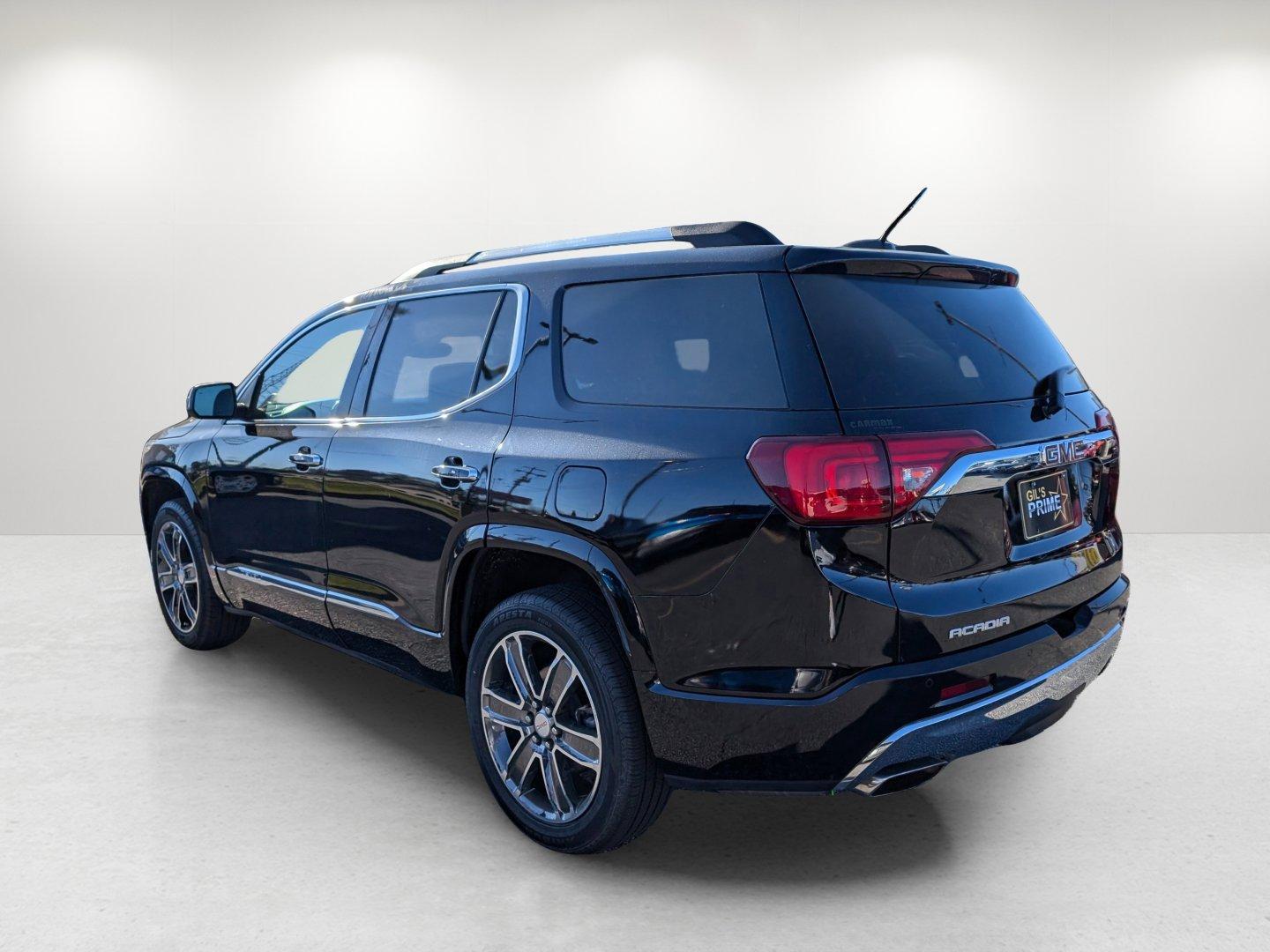2019 /Jet Black GMC Acadia Denali (1GKKNPLS8KZ) with an Gas V6 3.6L/222 engine, 6-Speed Automatic transmission, located at 521 Old Farm Lane Rd, Prattville, AL, 36066, (334) 325-1505, 32.482460, -86.416367 - 2019 GMC Acadia Denali - Photo#5