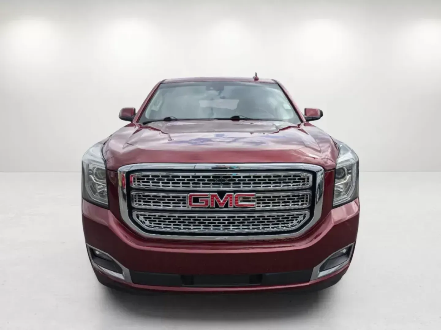 2019 /Cocoa/Dune GMC Yukon SLT (1GKS1BKC3KR) with an Gas V8 5.3L/325 engine, 6-Speed Automatic transmission, located at 5115 14th Ave., Columbus, GA, 31904, (706) 323-0345, 32.511494, -84.971046 - **Experience Adventure in the 2019 GMC Yukon SLT Perfect for Your Family Travels!**<br /> <br /> Are you ready to elevate your family road trips and weekend getaways? The 2019 GMC Yukon SLT is designed to offer unparalleled comfort, style, and technology, making it the ultimate SUV for growing fami - Photo#2