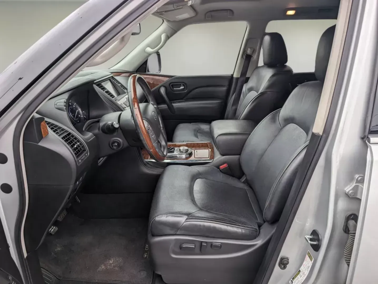 2019 /Graphite Infiniti QX80 LUXE (JN8AZ2NE9K9) with an Premium Unleaded V-8 5.6 L/339 engine, 7-Speed Automatic w/OD transmission, located at 521 Old Farm Lane Rd, Prattville, AL, 36066, (334) 325-1505, 32.482460, -86.416367 - **Discover Unmatched Luxury and Versatility with the 2019 Infiniti QX80 at Gils Auto - Prattville!**<br /> <br /> Are you ready to elevate your driving experience? The 2019 Infiniti QX80 is not just a vehicle; it's a lifestyle choice for those who value luxury, space, and performance. Perfect for gr - Photo#9