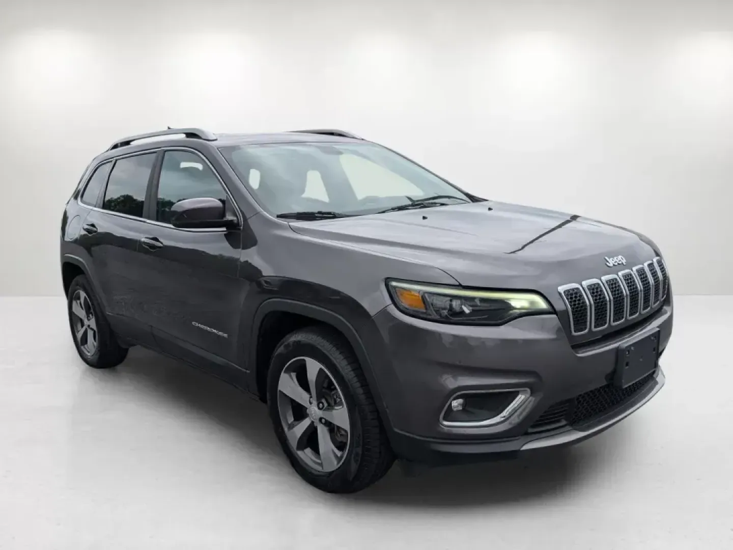 2019 /Black Jeep Cherokee Limited (1C4PJMDX0KD) with an Regular Unleaded V-6 3.2 L/198 engine, 9-Speed Automatic w/OD transmission, located at 521 Old Farm Lane Rd, Prattville, AL, 36066, (334) 325-1505, 32.482460, -86.416367 - 2019 Jeep Cherokee Limited - Photo#2