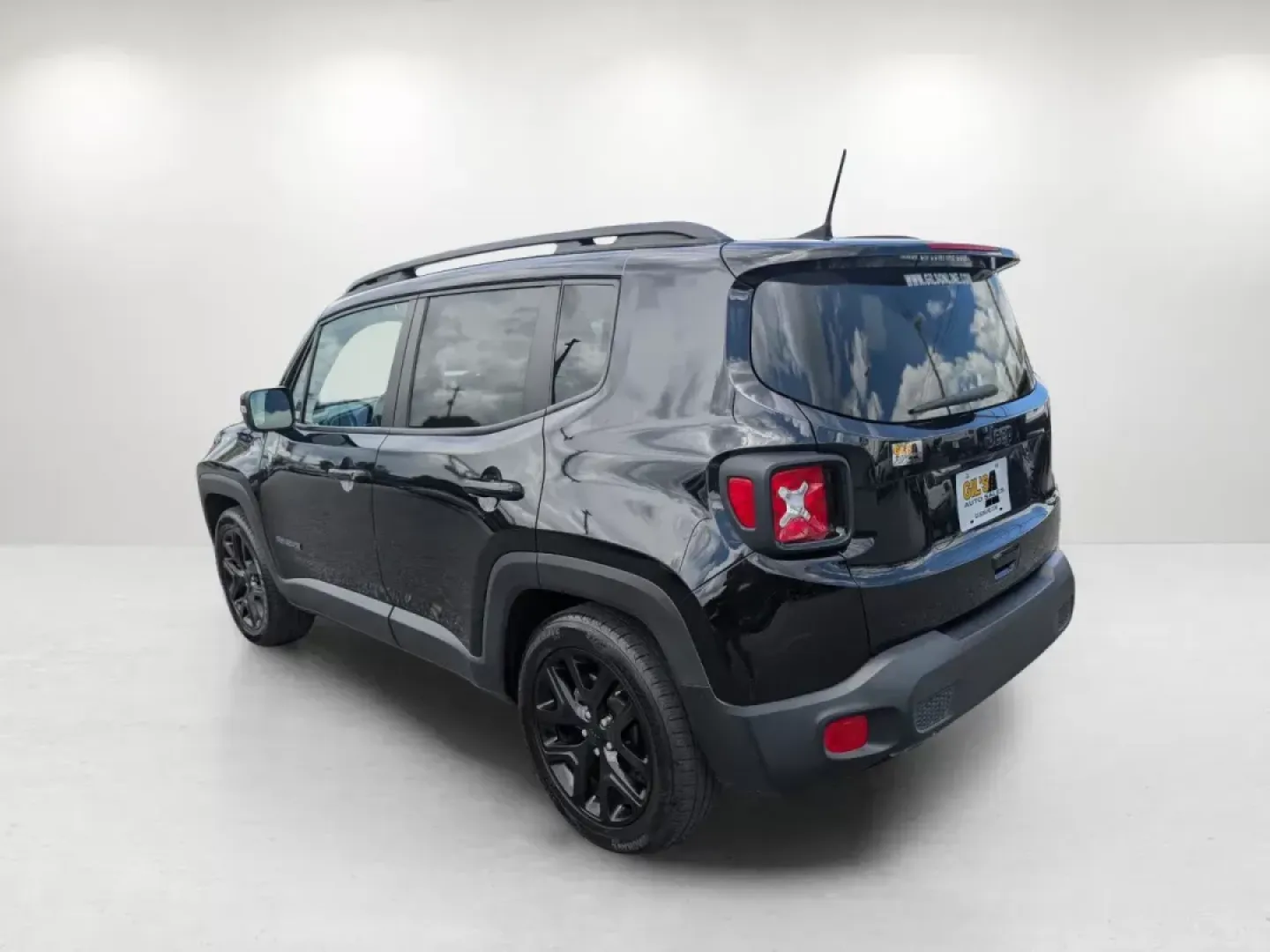 2019 /Black Jeep Renegade Altitude (ZACNJABB8KP) with an Other engine, located at 3959 U.S. 80 W, Phenix City, AL, 36870, (334) 297-4885, 32.469296, -85.135185 - **Discover Adventure with the 2019 Jeep Renegade Altitude at Gils Auto - Phenix City**<br /> <br /> Are you ready to elevate your driving experience? Whether you're a weekend adventurer, a busy commuter, or a growing family seeking reliability and style, the 2019 Jeep Renegade Altitude is the perfec - Photo#6