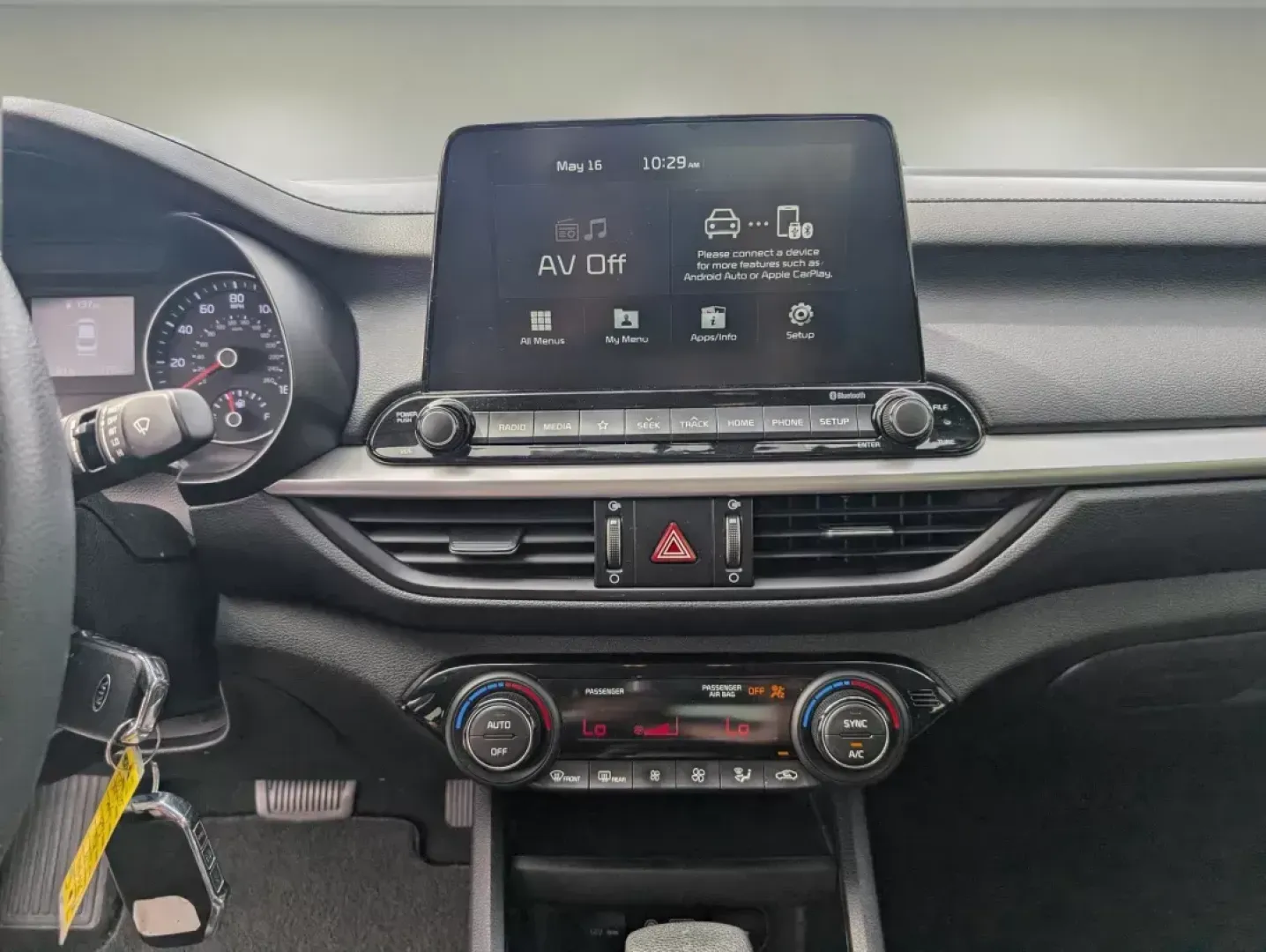 2019 /Black Kia Forte LXS (3KPF24AD9KE) with an Regular Unleaded I-4 2.0 L/122 engine, 1-Speed CVT w/OD transmission, located at 5115 14th Ave., Columbus, GA, 31904, (706) 323-0345, 32.511494, -84.971046 - 2019 Kia Forte LXS - Photo#14
