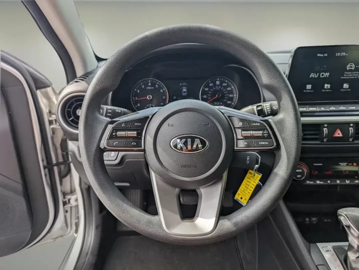 2019 /Black Kia Forte LXS (3KPF24AD9KE) with an Regular Unleaded I-4 2.0 L/122 engine, 1-Speed CVT w/OD transmission, located at 5115 14th Ave., Columbus, GA, 31904, (706) 323-0345, 32.511494, -84.971046 - 2019 Kia Forte LXS - Photo#15