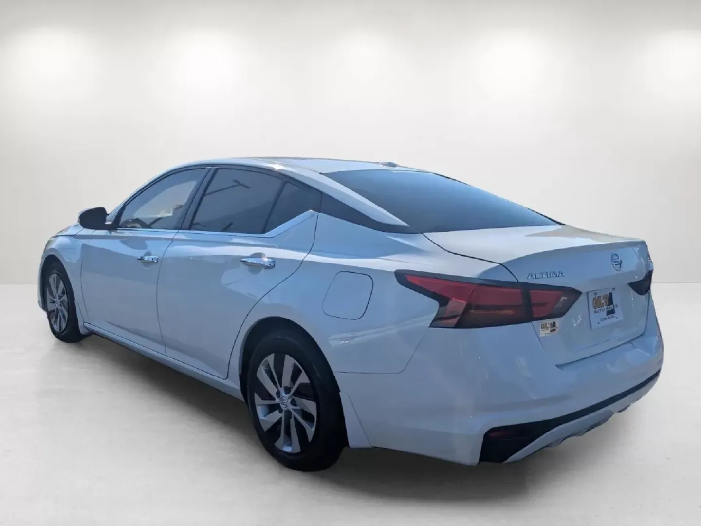 2019 /Charcoal Nissan Altima 2.5 S (1N4BL4BVXKC) with an Other engine, located at 1430 Gateway Drive, Opelika, AL, 36801, (334) 239-0944, 32.637871, -85.409790 - **Drive Your Dreams with the 2019 Nissan Altima Perfect for Everyday Adventures!**<br /> <br /> Are you in the market for a reliable vehicle that balances comfort, style, and efficiency? Look no further than this stunning 2019 Nissan Altima, now available at Gils Auto in Phenix City, AL. Whether yo - Photo#6