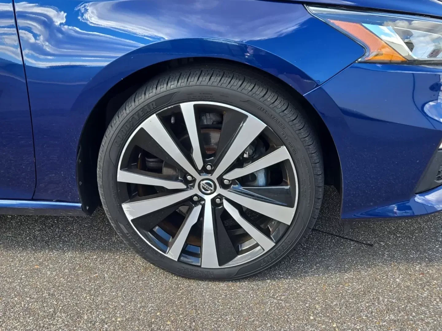 2019 /Sport Nissan Altima 2.5 SR (1N4BL4CV6KC) with an Other engine, located at 521 Old Farm Lane Rd, Prattville, AL, 36066, (334) 325-1505, 32.482460, -86.416367 - 2019 Nissan Altima 2.5 SR - Photo#2