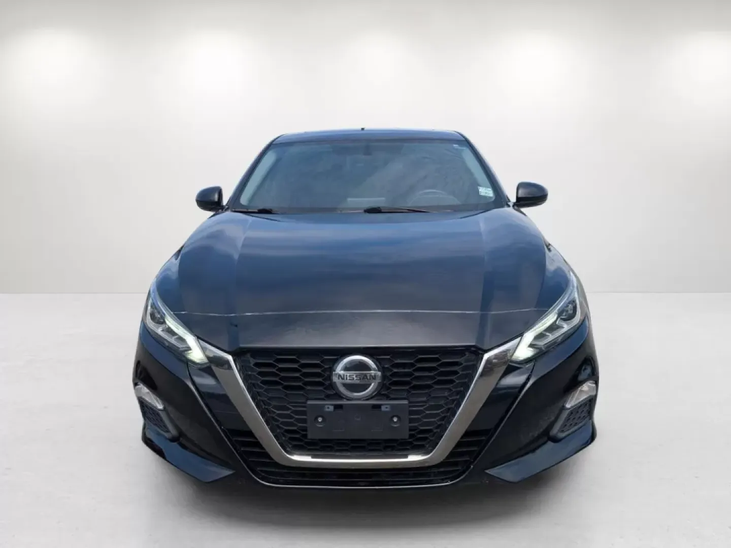 2019 Super Black /Sport Nissan Altima 2.5 SR (1N4BL4CW1KN) with an Other engine, located at 5115 14th Ave., Columbus, GA, 31904, (706) 323-0345, 32.511494, -84.971046 - **Elevate Your Driving Experience with the 2019 Nissan Altima 2.5 SR at Gils Auto - Columbus!**<br /> <br /> Are you in the market for a vehicle that combines sleek style with dependable performance? Look no further than this stunning 2019 Nissan Altima 2.5 SR, perfect for growing families, daily co - Photo#1
