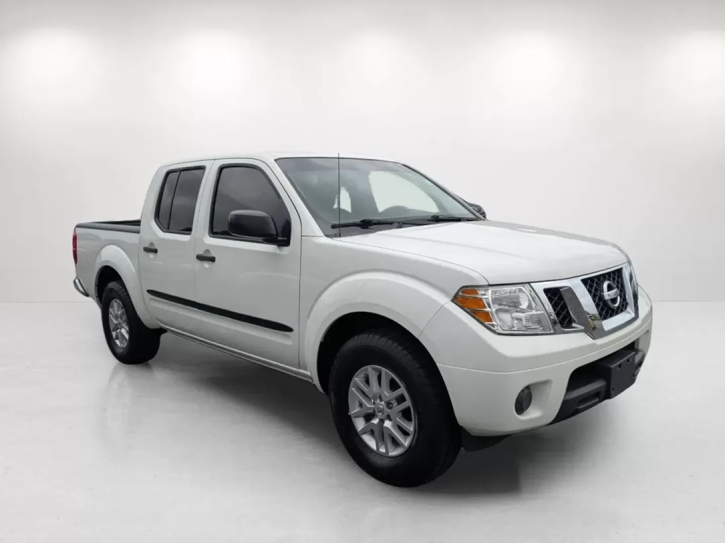 2019 /Steel Nissan Frontier SV (1N6AD0ER7KN) with an Other engine, located at 3959 U.S. 80 W, Phenix City, AL, 36870, (334) 297-4885, 32.469296, -85.135185 - Are you searching for the perfect vehicle to enhance your active lifestyle? Look no further than the 2019 Nissan Frontier SV, a rugged and reliable crew cab pickup that's ready for anything-from weekend getaways to daily commutes. Available at Gils Auto, a trusted Buy Here Pay Here dealership locate - Photo#3