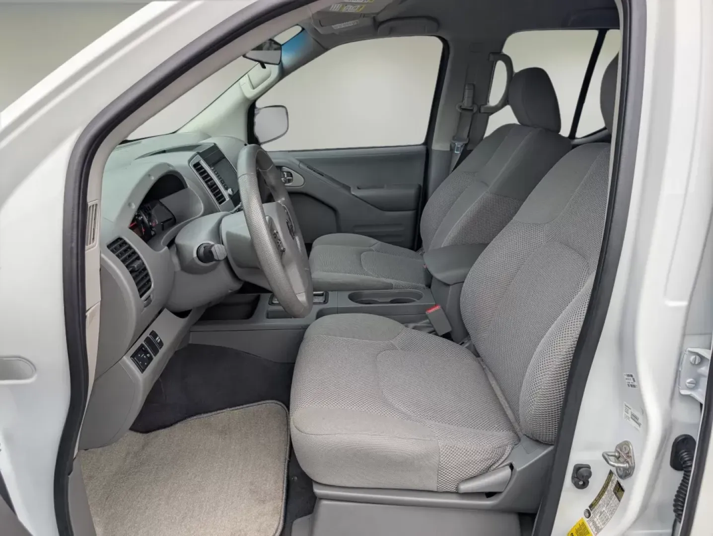 2019 /Steel Nissan Frontier SV (1N6AD0ER7KN) with an Other engine, located at 3959 U.S. 80 W, Phenix City, AL, 36870, (334) 297-4885, 32.469296, -85.135185 - Are you searching for the perfect vehicle to enhance your active lifestyle? Look no further than the 2019 Nissan Frontier SV, a rugged and reliable crew cab pickup that's ready for anything-from weekend getaways to daily commutes. Available at Gils Auto, a trusted Buy Here Pay Here dealership locate - Photo#9