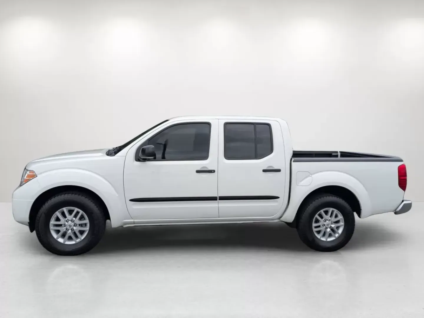 2019 /Steel Nissan Frontier SV (1N6AD0ER7KN) with an Other engine, located at 521 Old Farm Lane Rd, Prattville, AL, 36066, (334) 325-1505, 32.482460, -86.416367 - Are you searching for the perfect vehicle to enhance your active lifestyle? Look no further than the 2019 Nissan Frontier SV, a rugged and reliable crew cab pickup that's ready for anything-from weekend getaways to daily commutes. Available at Gils Auto, a trusted Buy Here Pay Here dealership locate - Photo#6