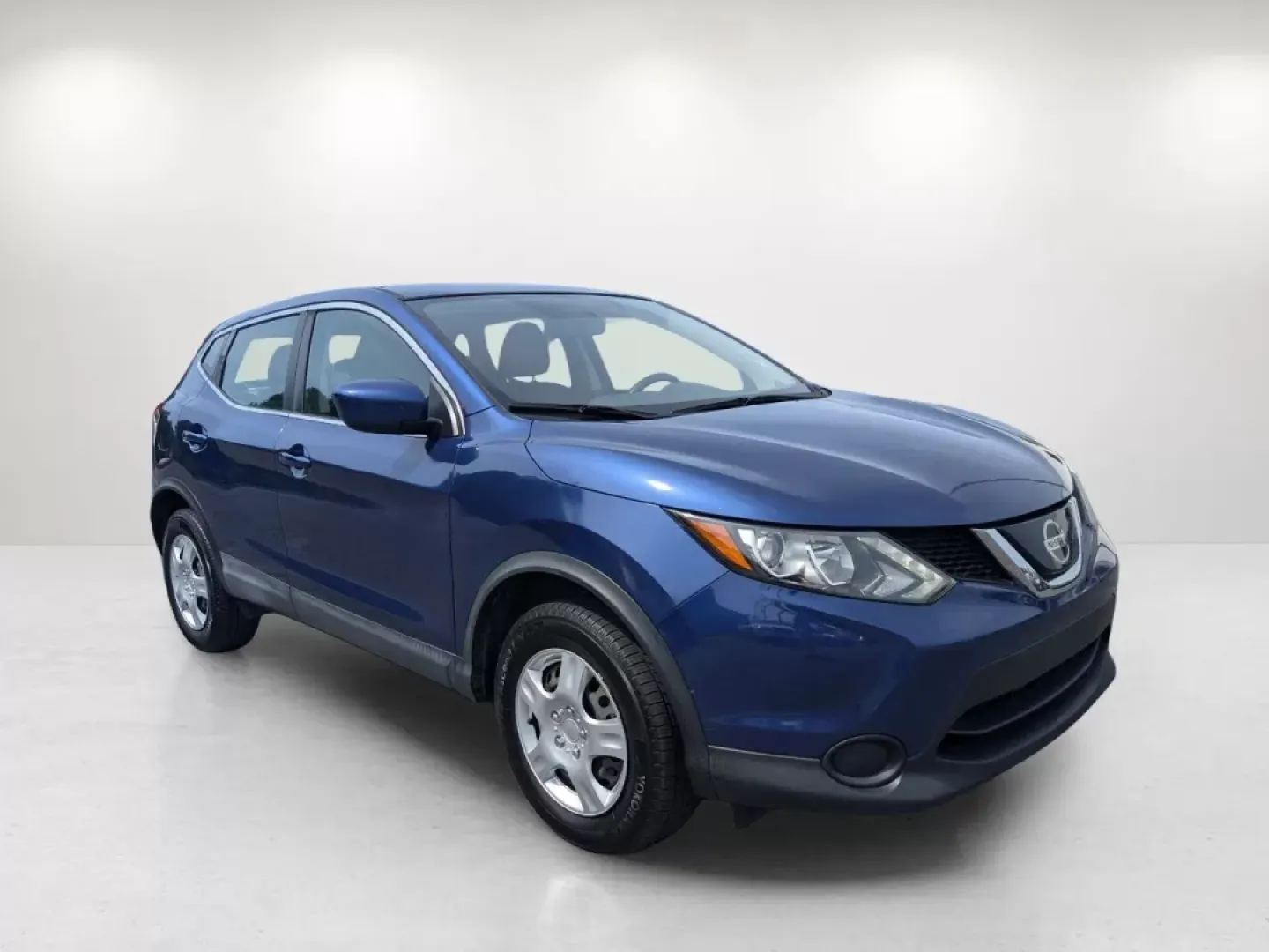 2019 /Charcoal Nissan Rogue S (JN1BJ1CP0KW) with an Other engine, located at 804 22nd Ave, Phenix City, AL, 36870, (334) 297-1860, 32.484749, -85.024475 - **Discover Adventure in the 2019 Nissan Rogue Sport at Gils Auto - Columbus!**<br /> <br /> Are you ready to elevate your daily routine and embark on weekend adventures? The 2019 Nissan Rogue Sport is the perfect companion for those who crave both style and versatility. This sporty SUV seamlessly fi - Photo#2