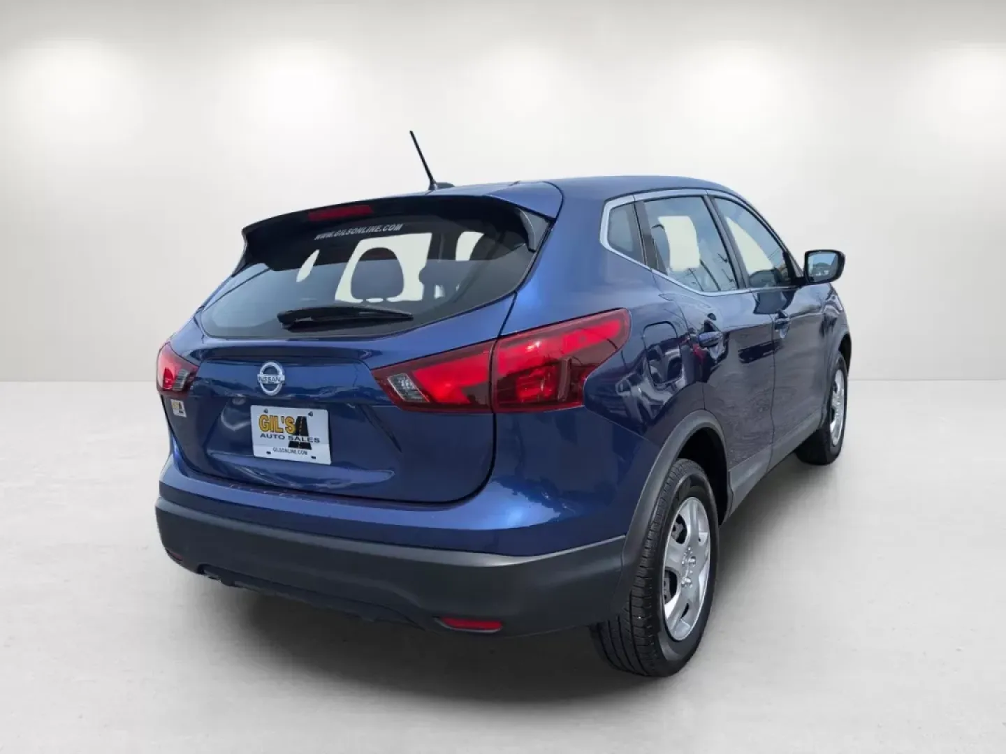 2019 /Charcoal Nissan Rogue S (JN1BJ1CP0KW) with an Other engine, located at 804 22nd Ave, Phenix City, AL, 36870, (334) 297-1860, 32.484749, -85.024475 - **Discover Adventure in the 2019 Nissan Rogue Sport at Gils Auto - Columbus!**<br /> <br /> Are you ready to elevate your daily routine and embark on weekend adventures? The 2019 Nissan Rogue Sport is the perfect companion for those who crave both style and versatility. This sporty SUV seamlessly fi - Photo#4