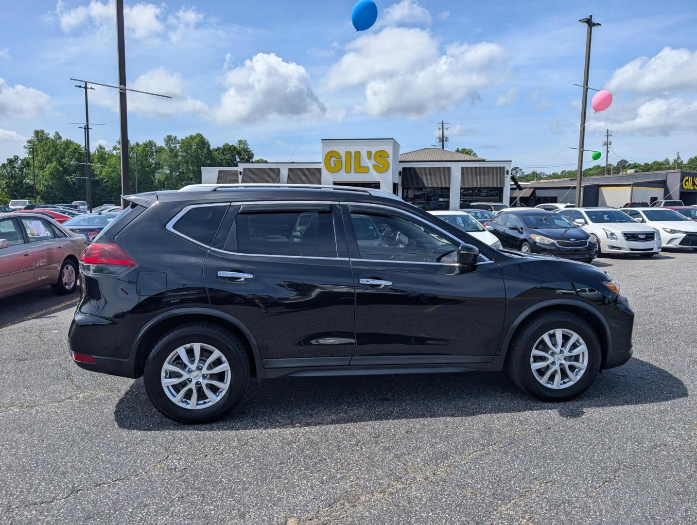 2019 /Charcoal Nissan Rogue SV (KNMAT2MT6KP) with an Regular Unleaded I-4 2.5 L/152 engine, 1-Speed CVT w/OD transmission, located at 3959 U.S. 80 W, Phenix City, AL, 36870, (334) 297-4885, 32.469296, -85.135185 - 2019 Nissan Rogue SV - Photo#3
